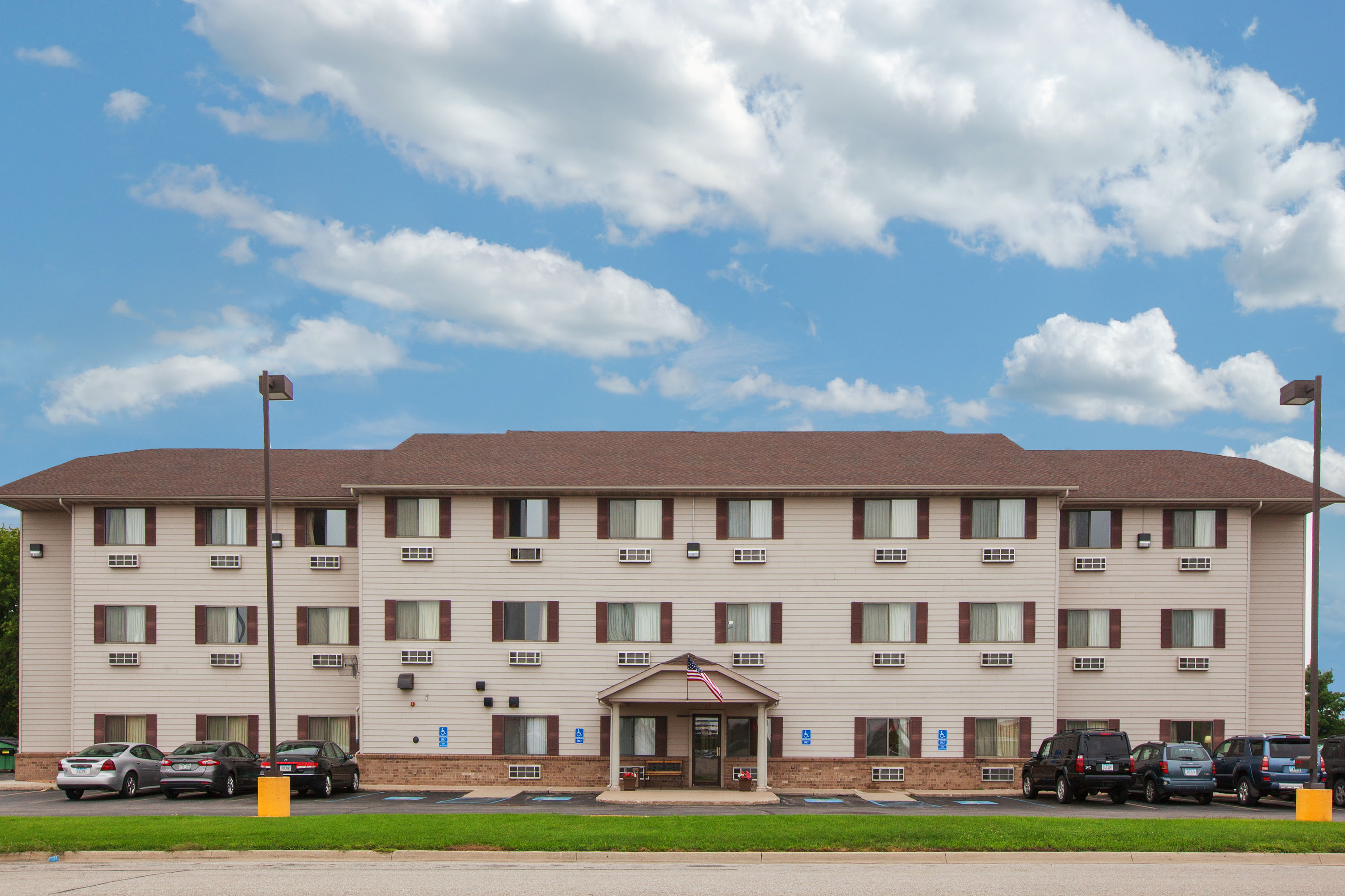 Super 8 By Wyndham Mason City Mason City Ia Hotels