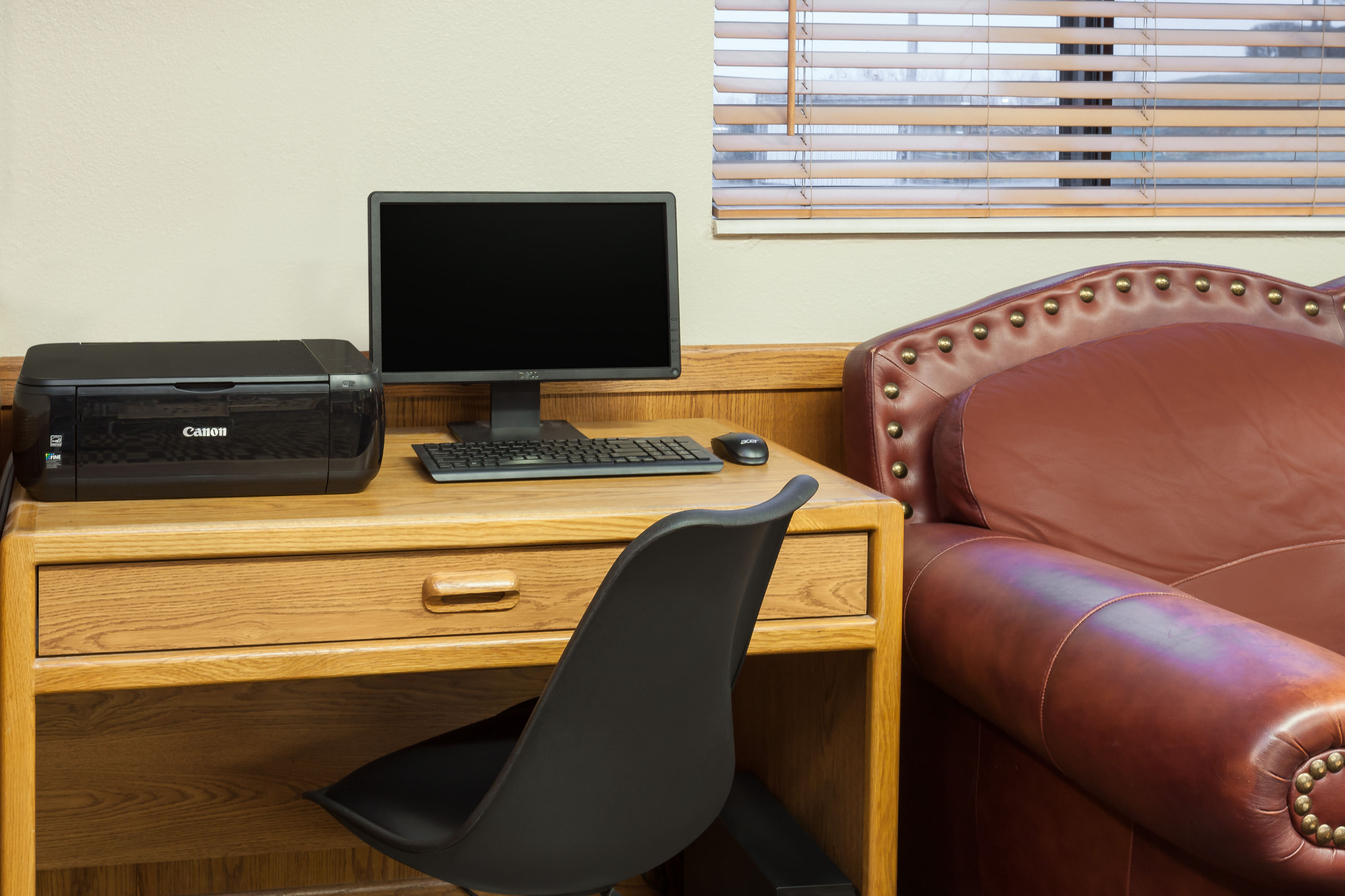 Super 8 by Wyndham Muscatine business center in Muscatine, Iowa