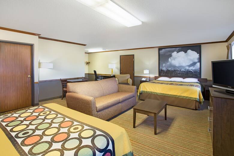 Guest room at the Super 8 New Hampton in New Hampton, Iowa