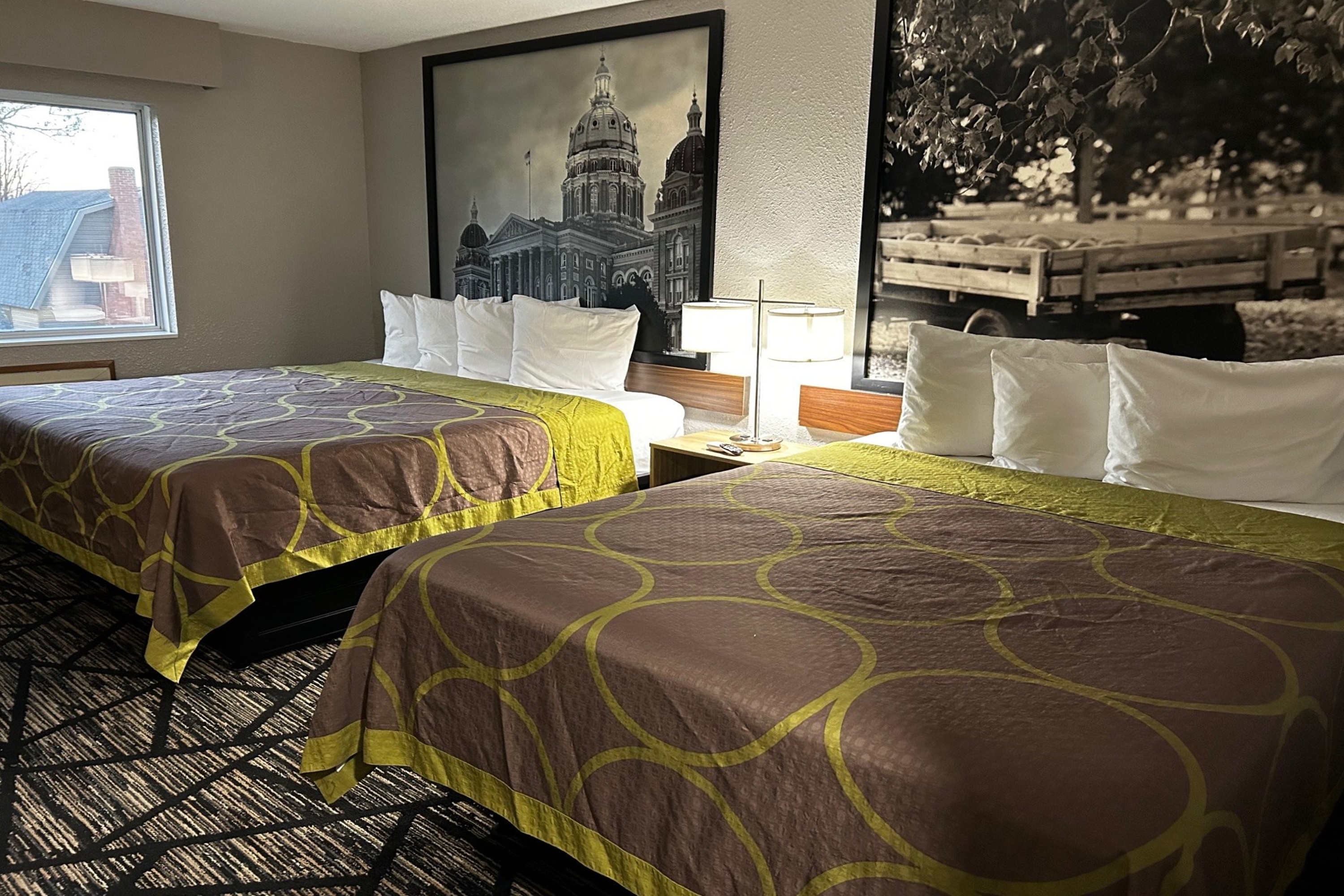 Guest room at the Super 8 by Wyndham Pella in Pella, Iowa