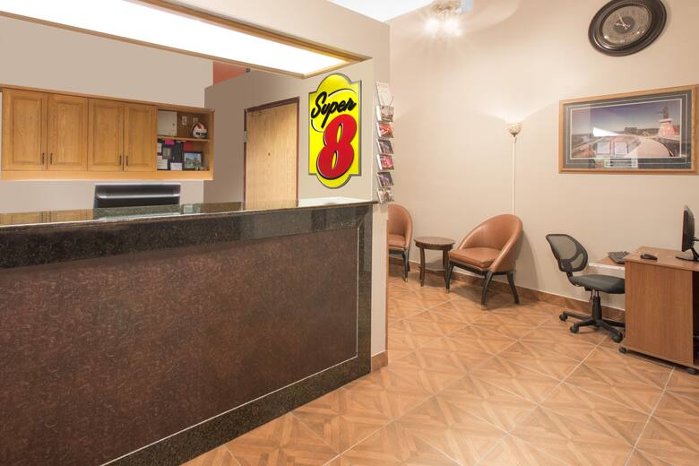 Super 8 Sioux City/Morningside Area hotel lobby in Sioux City, Iowa