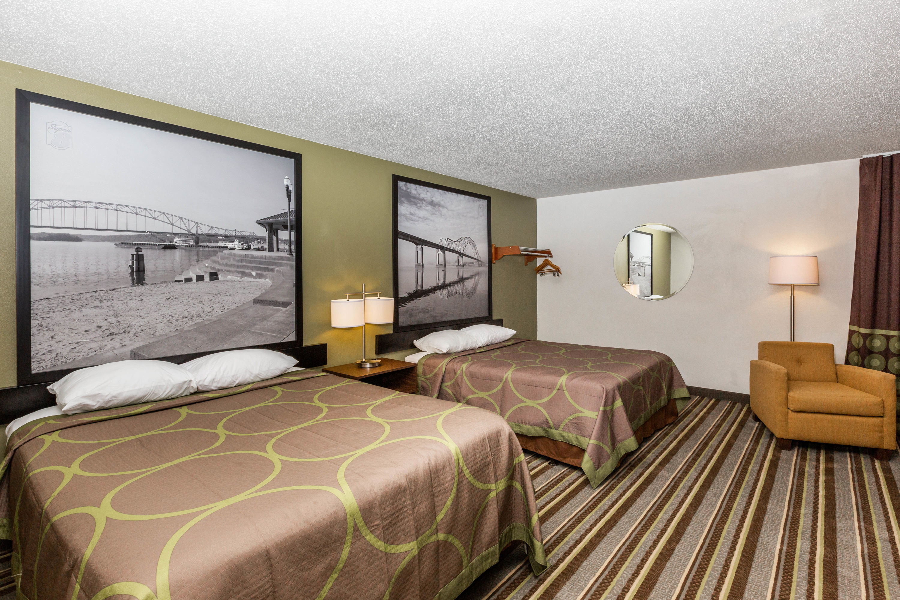 Super 8 by Wyndham Storm Lake suite in Storm Lake, Iowa