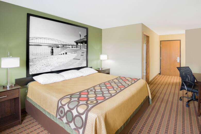 Guest room at the Super 8 Story City in Story City, Iowa