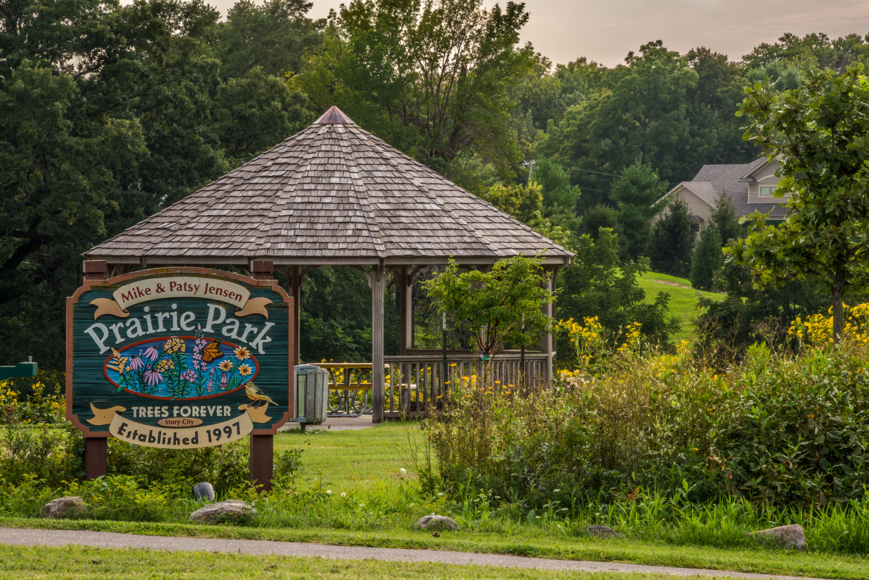 Super 8 by Wyndham Story City Story City, IA Hotels