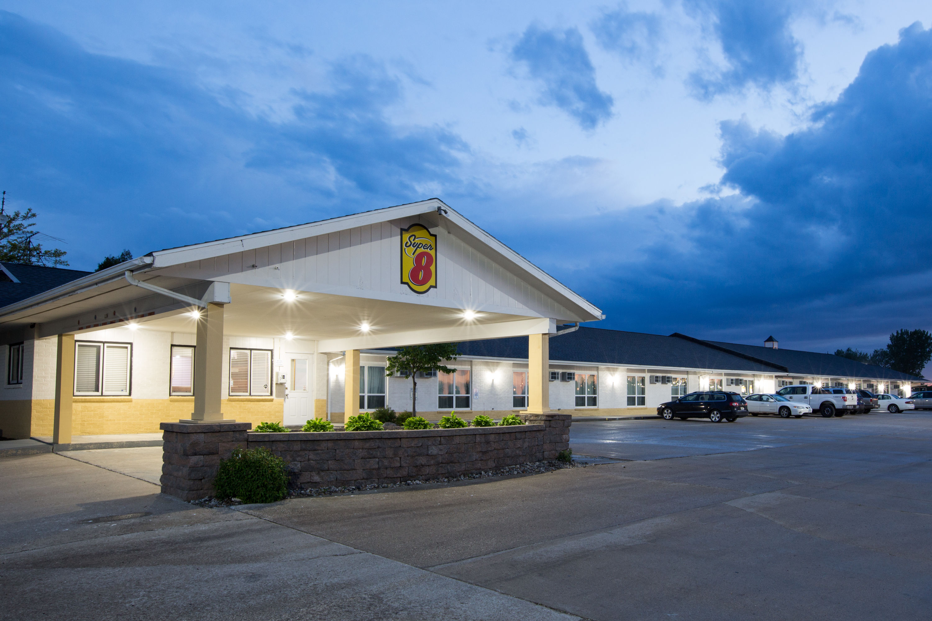 Closest Waffle House To Des Moines Iowa | Waffle House