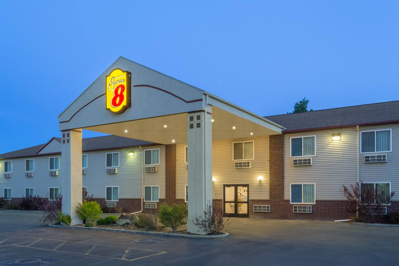 Hotels In Blackfoot Idaho Days Inn Super 8 By Wyndham Blackfoot