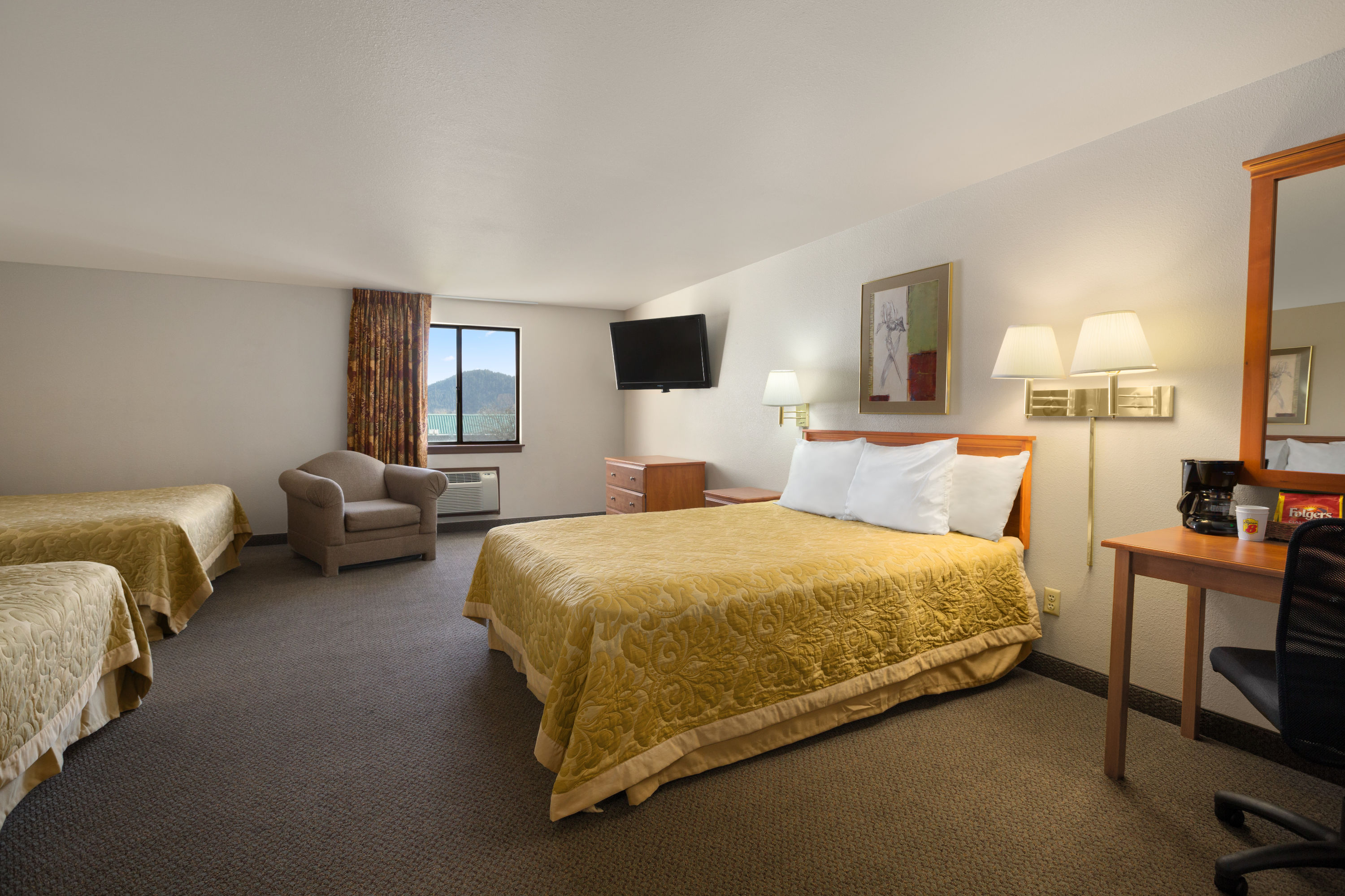 Super 8 By Wyndham Coeur D Alene Coeur D Alene Id Hotels