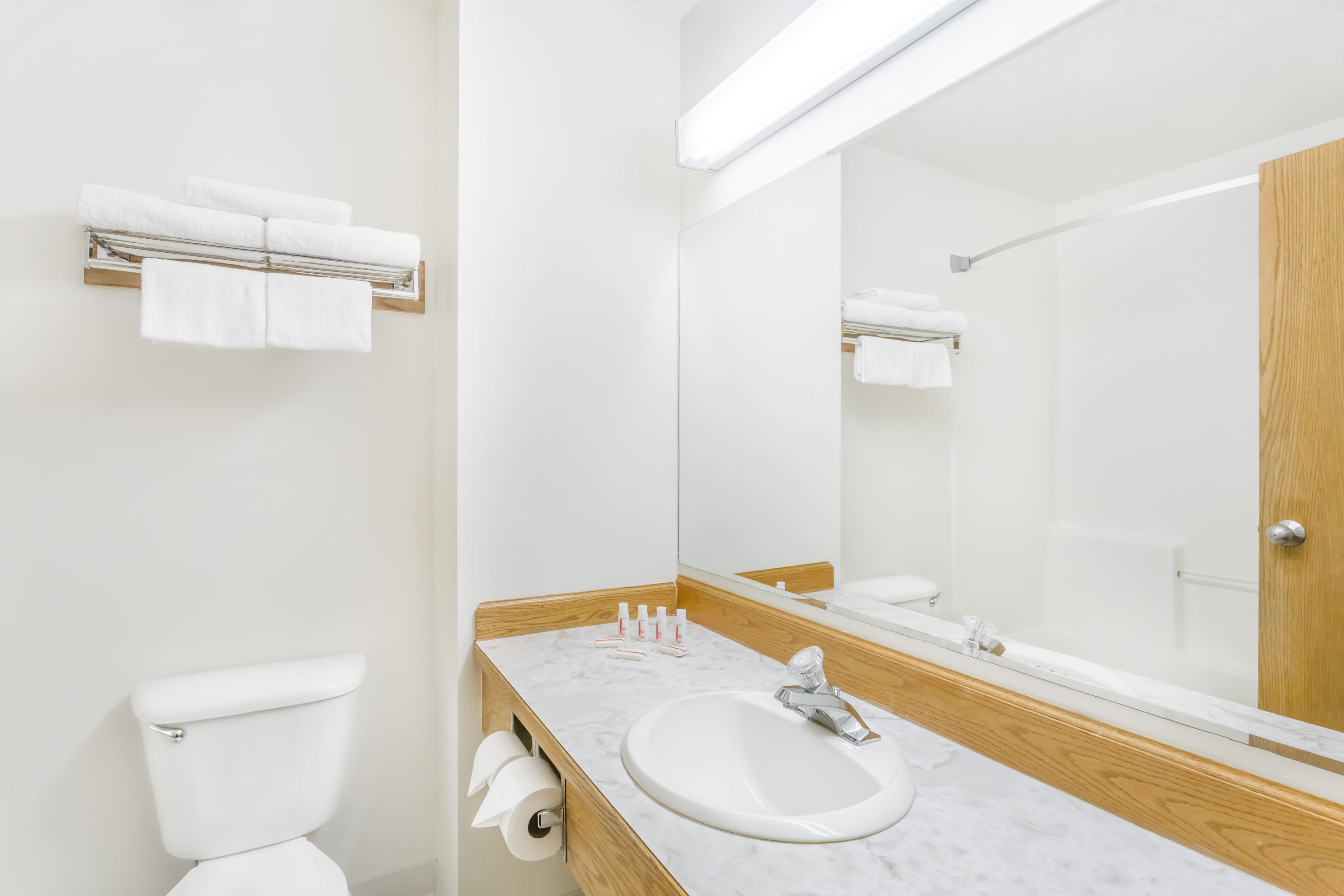 Guest room bath at the Super 8 by Wyndham Driggs in Driggs, Idaho