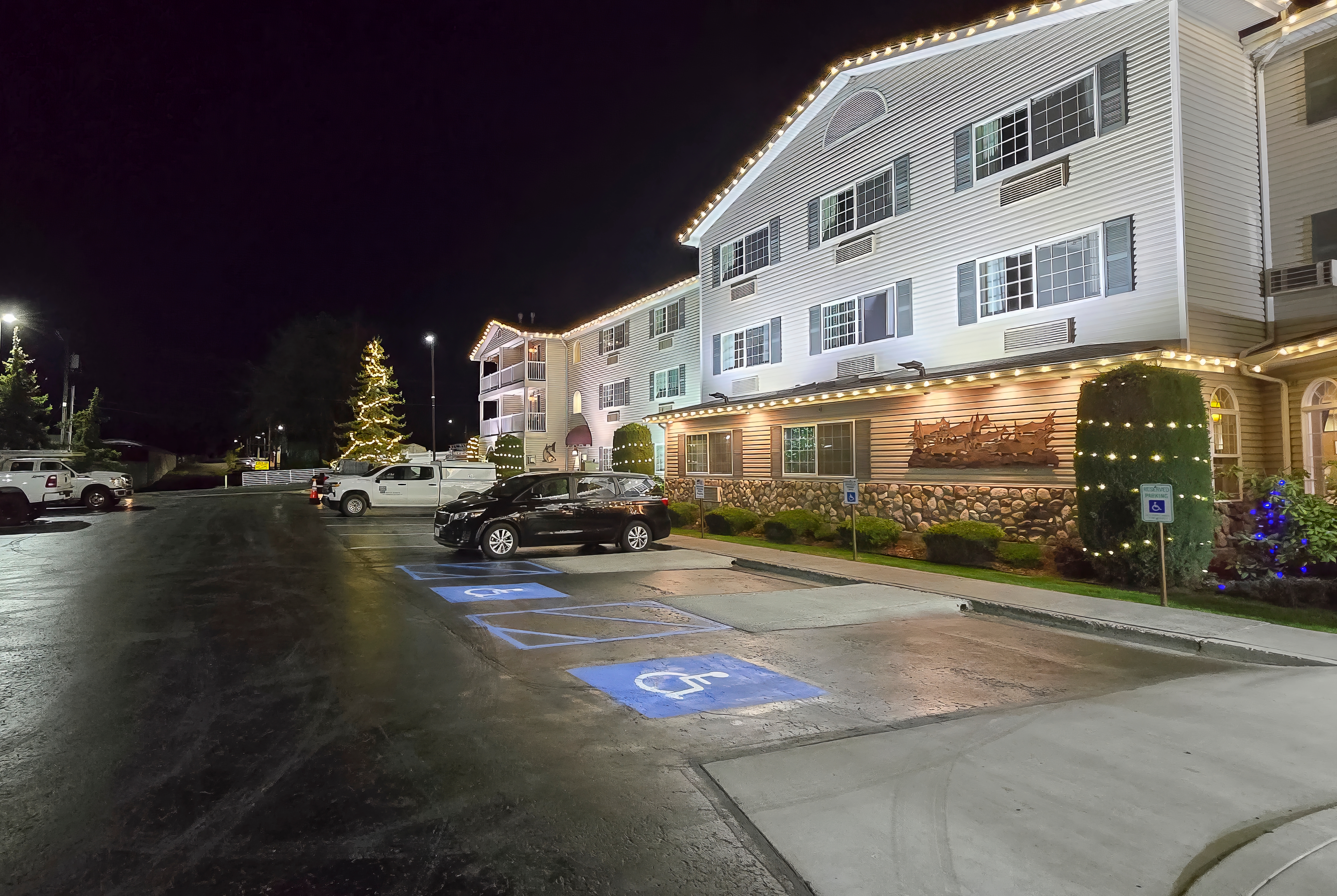 Exterior of Super 8 by Wyndham Grangeville hotel in Grangeville, Idaho