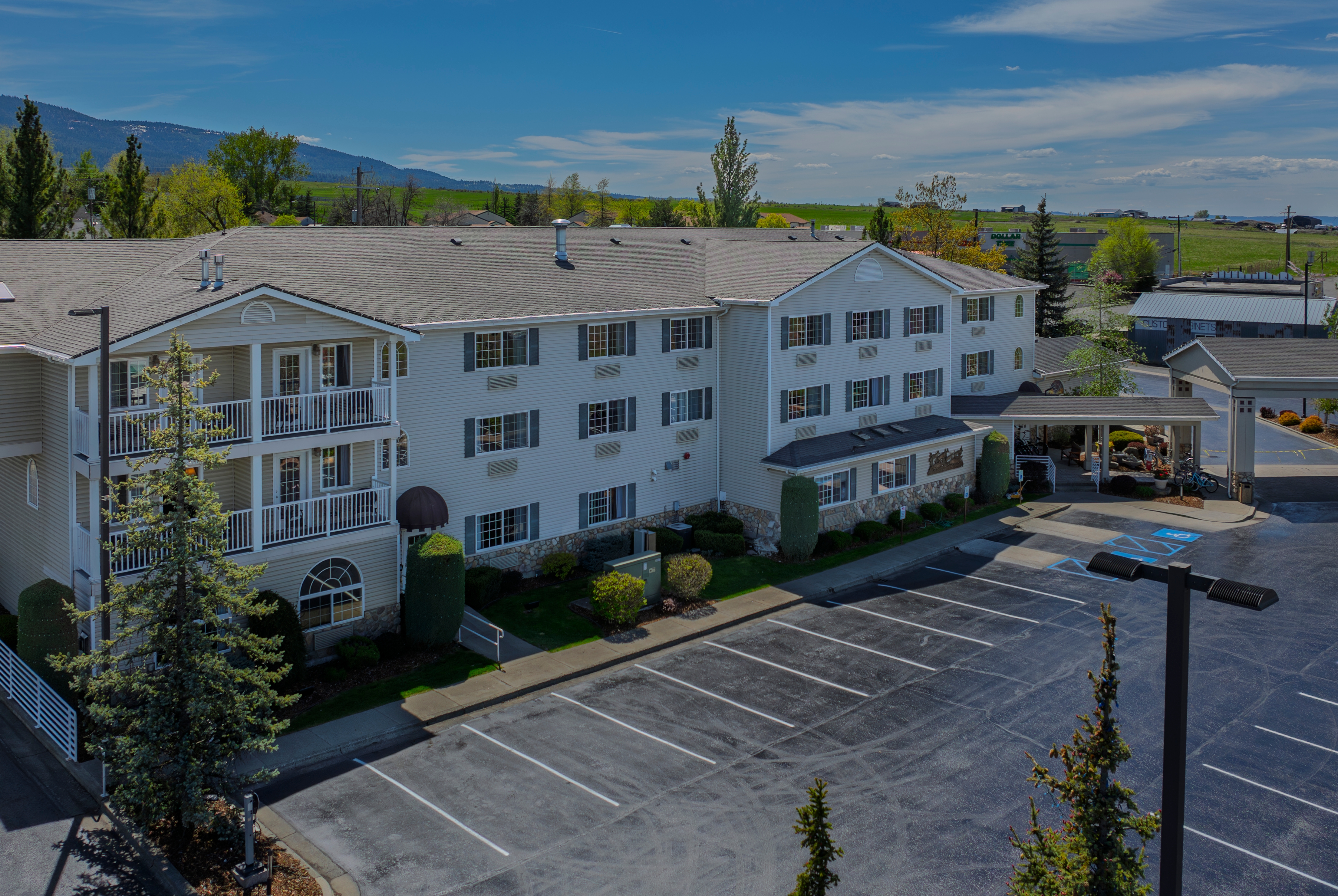 Exterior of Super 8 by Wyndham Grangeville hotel in Grangeville, Idaho