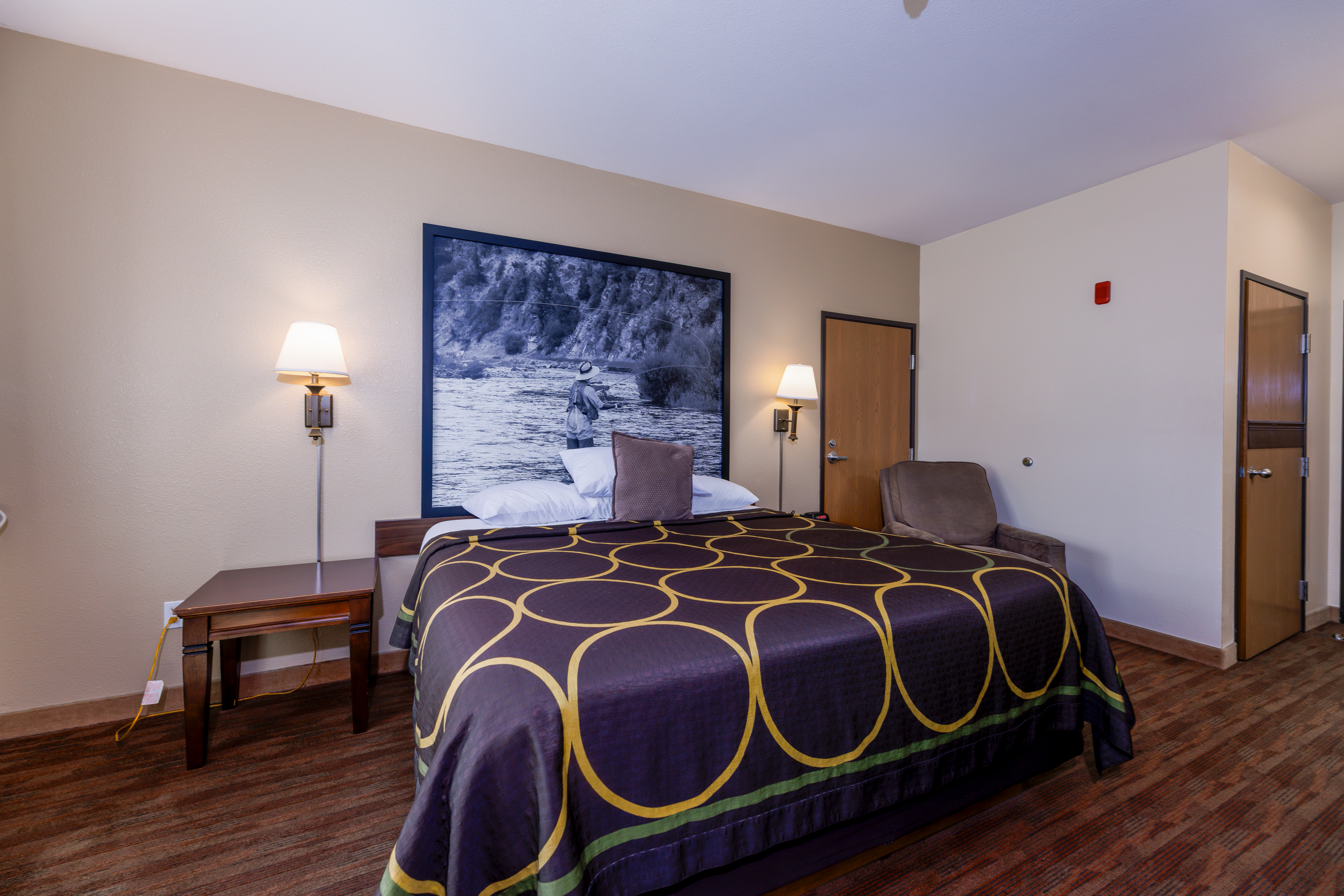 Guest room at the Super 8 by Wyndham Grangeville in Grangeville, Idaho