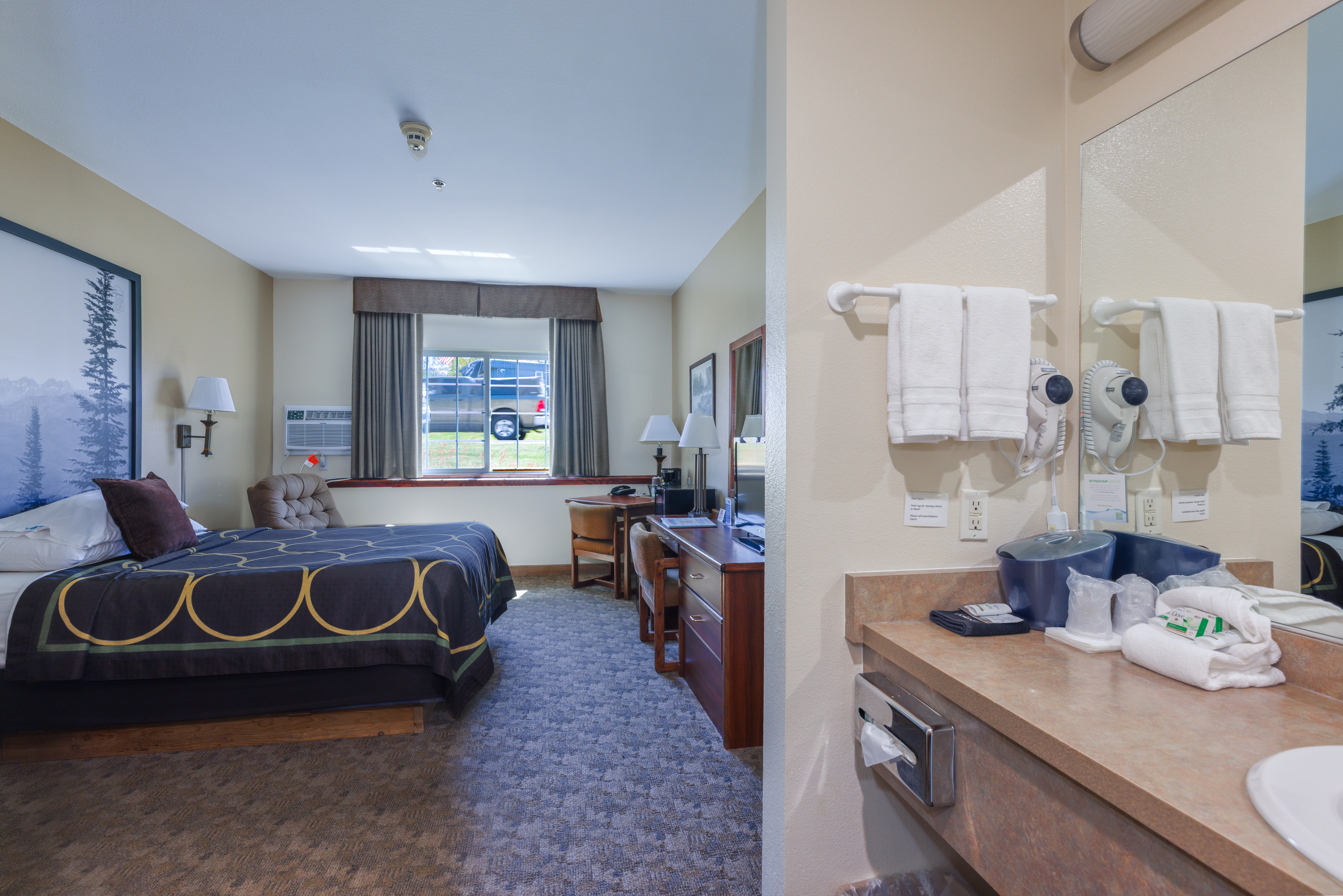 Guest room at the Super 8 by Wyndham Grangeville in Grangeville, Idaho