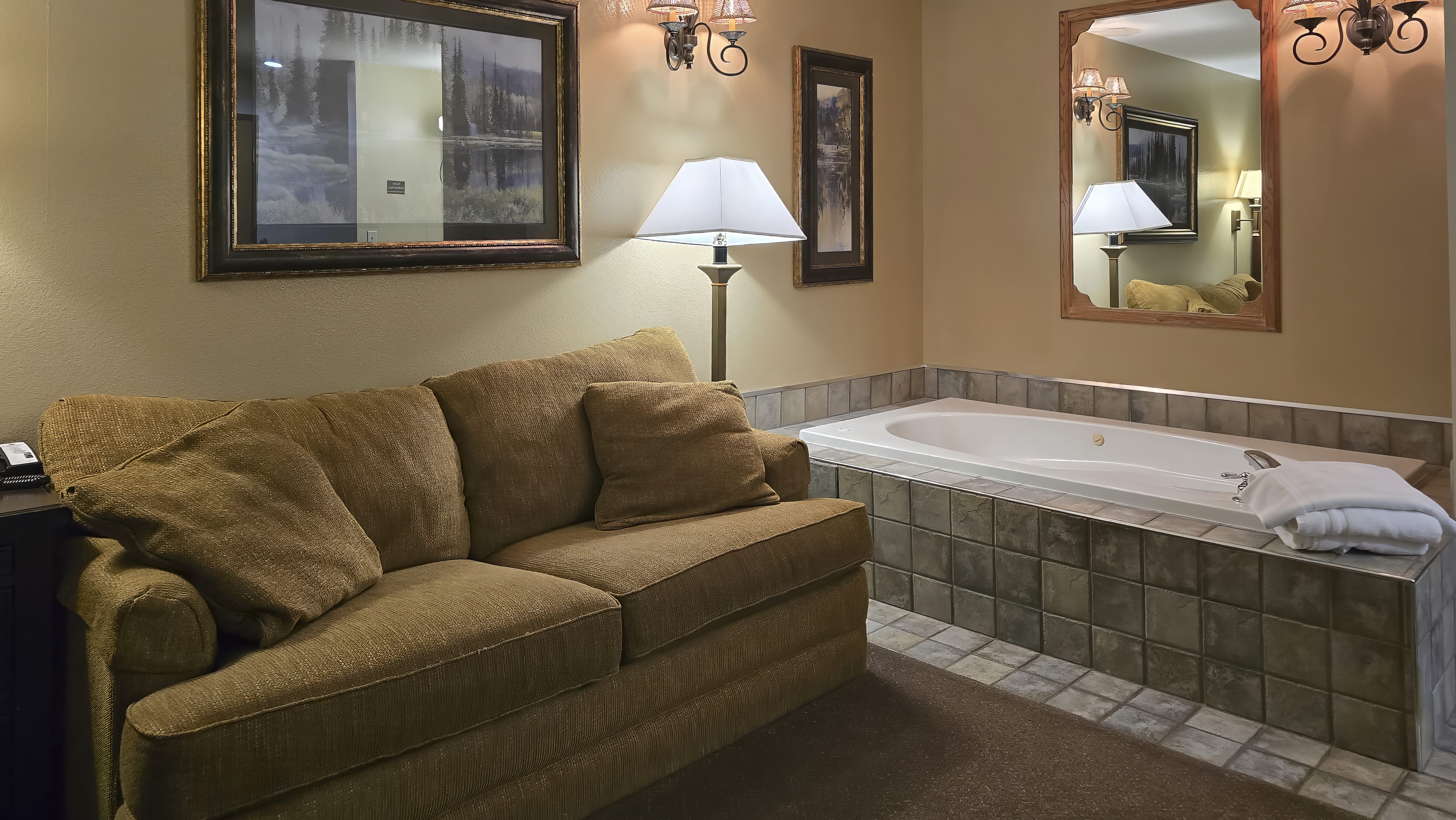 Guest room at the Super 8 by Wyndham Grangeville in Grangeville, Idaho