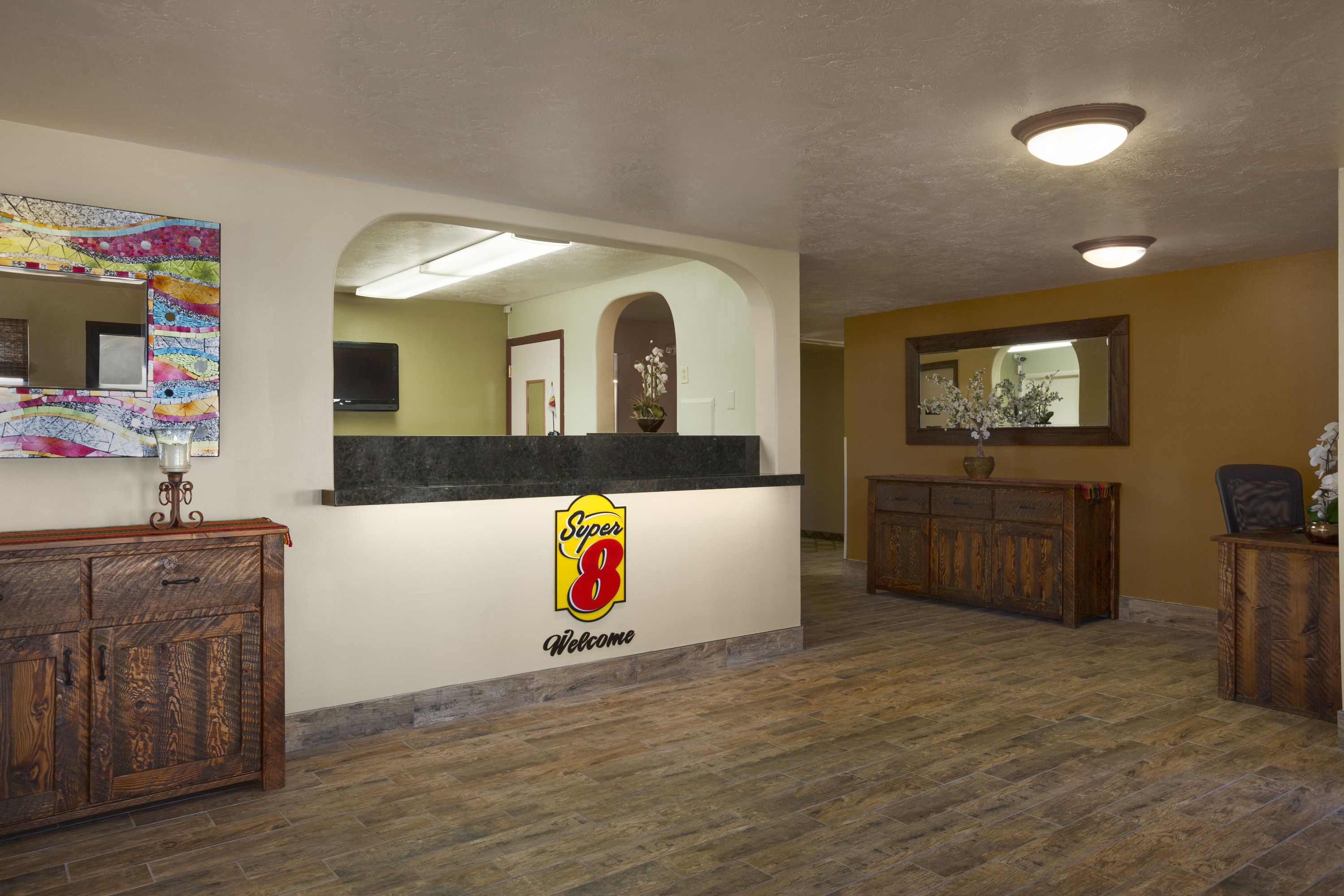 Super 8 by Wyndham Idaho Falls | Idaho Falls, ID Hotels