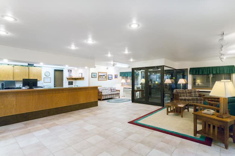 Super 8 Montpelier hotel lobby in Montpelier, Idaho