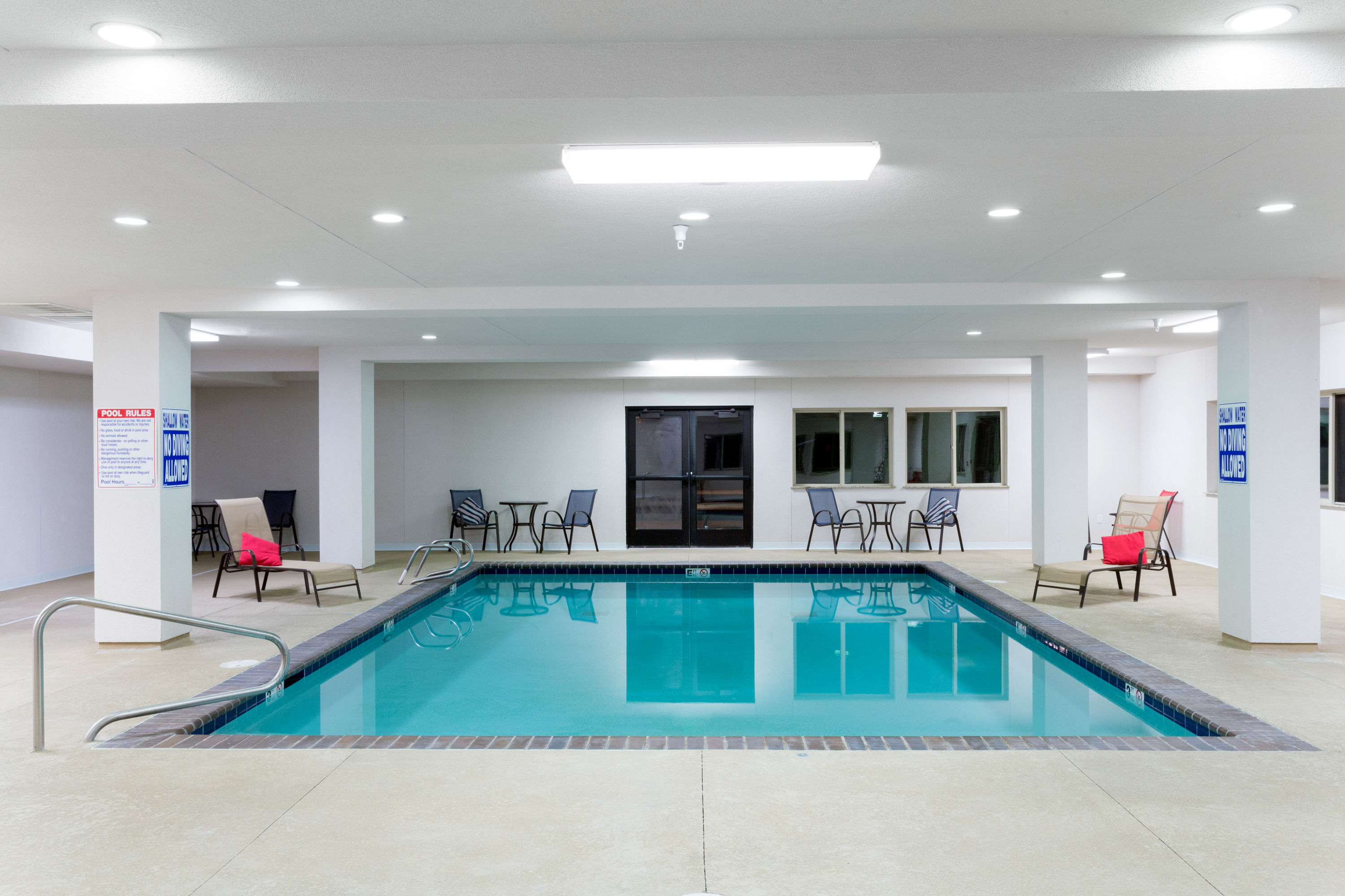 Super 8 by Wyndham Montpelier Montpelier, ID Hotels