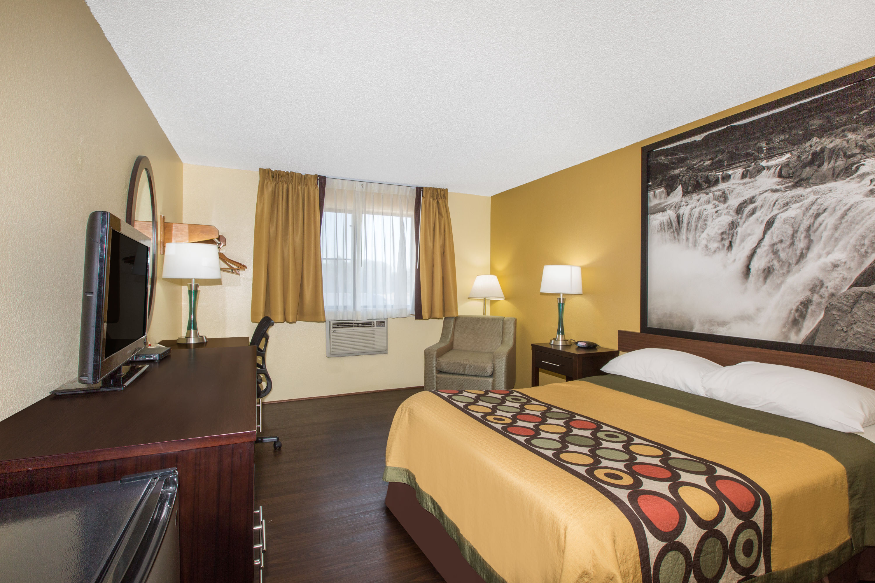 Guest room at the Super 8 by Wyndham Nampa in Nampa, Idaho