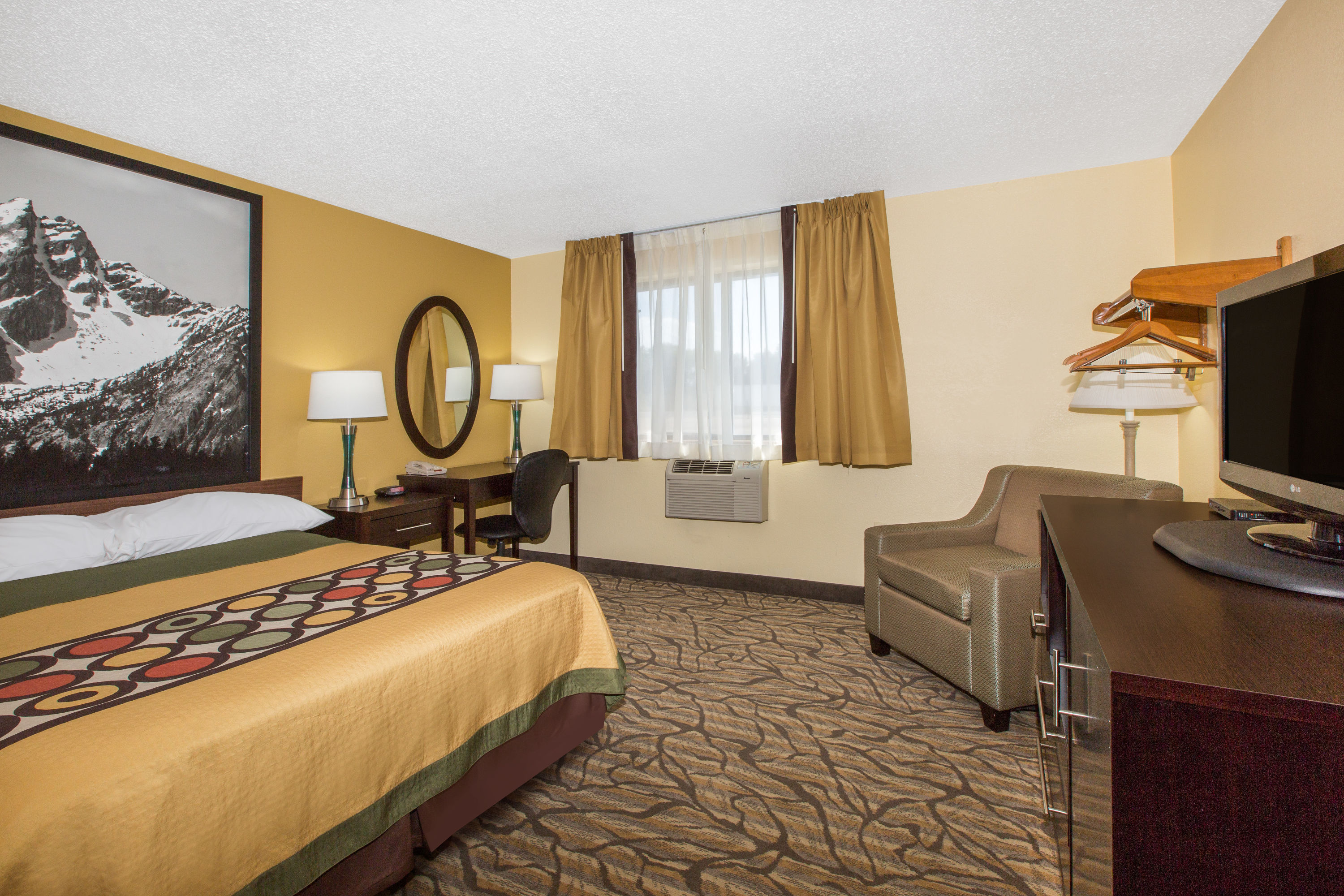 Guest room at the Super 8 by Wyndham Nampa in Nampa, Idaho