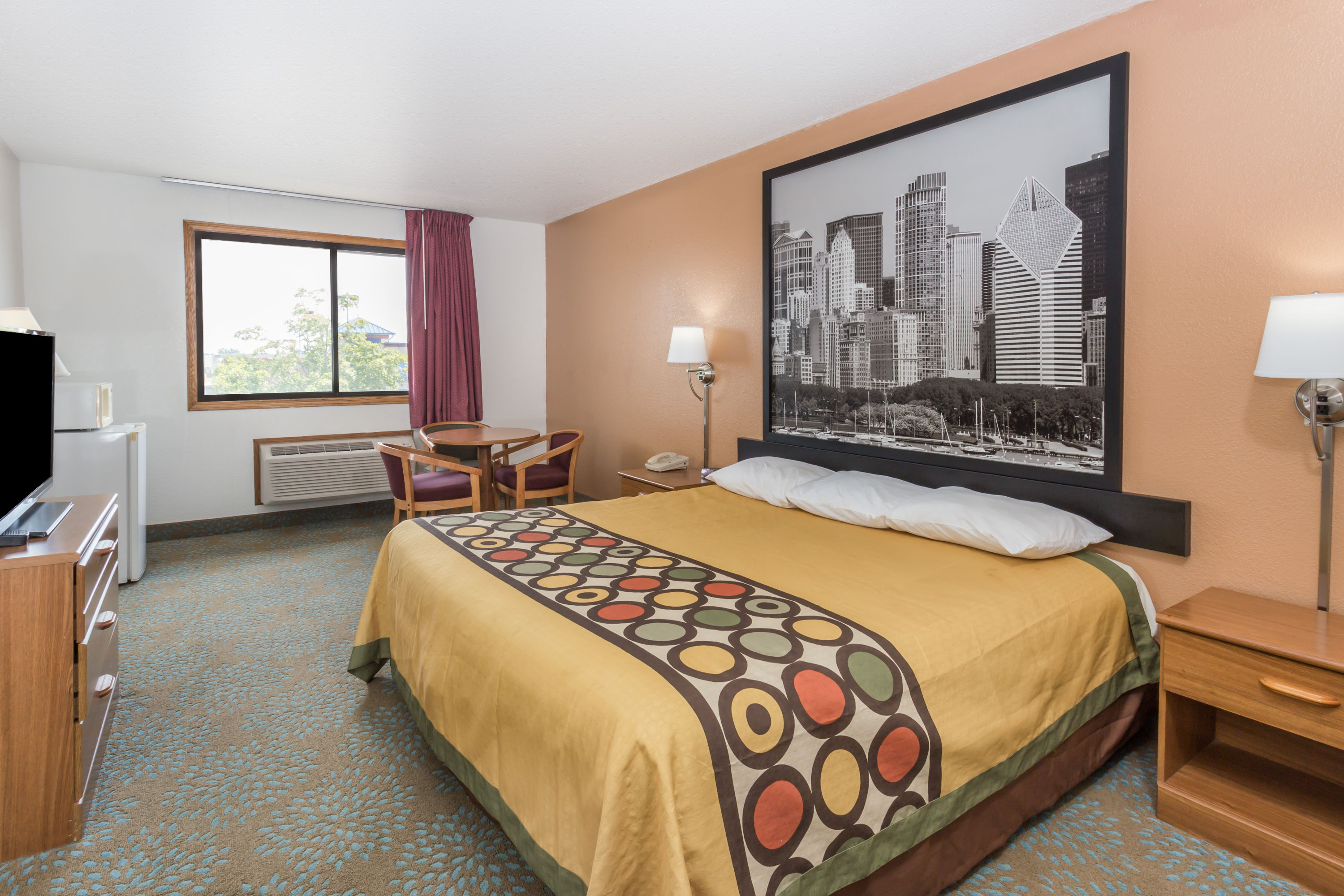 Guest room at the Super 8 by Wyndham Bourbonnais/Kankakee Area in Bourbonnais, Illinois