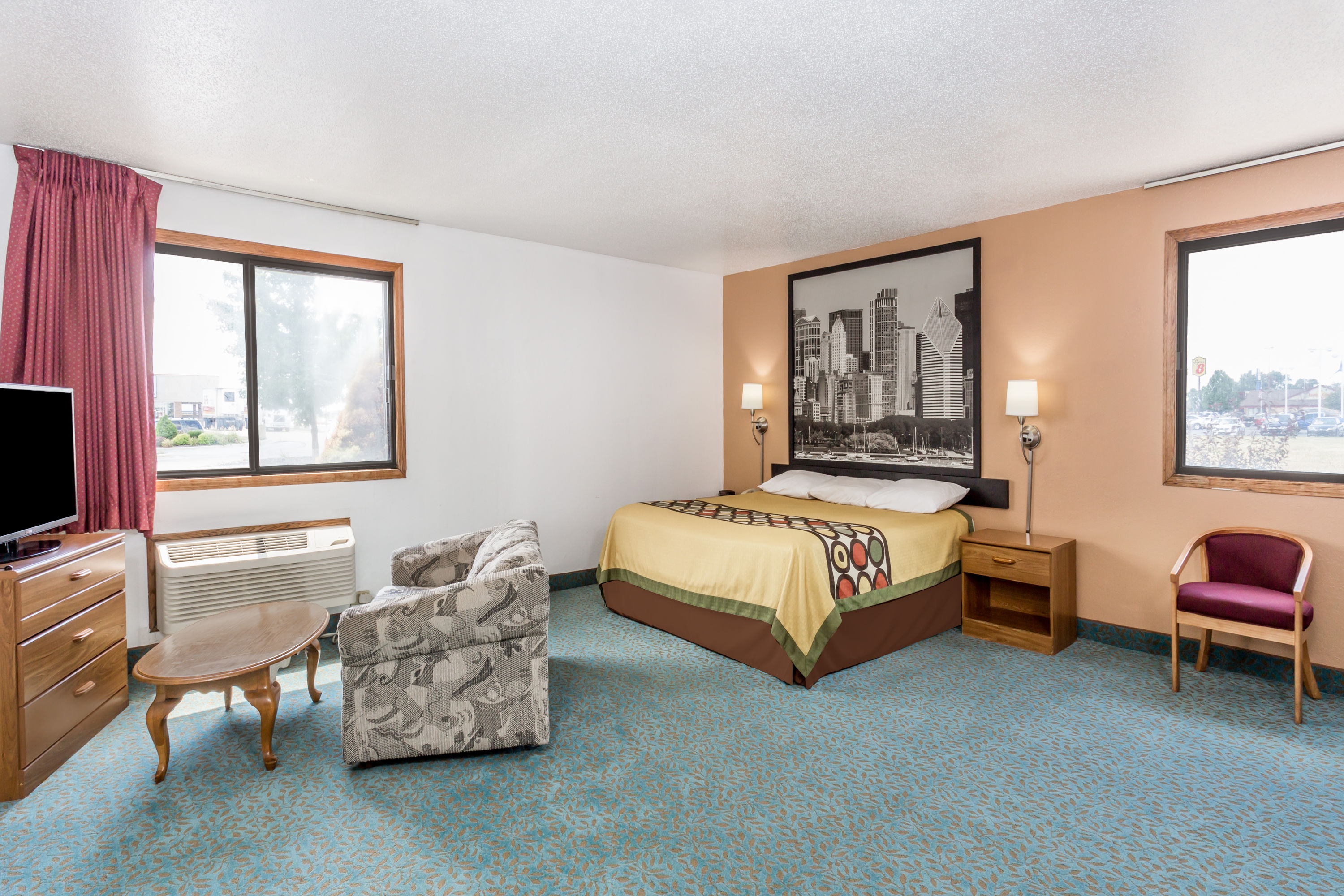 Guest room at the Super 8 by Wyndham Bourbonnais/Kankakee Area in Bourbonnais, Illinois