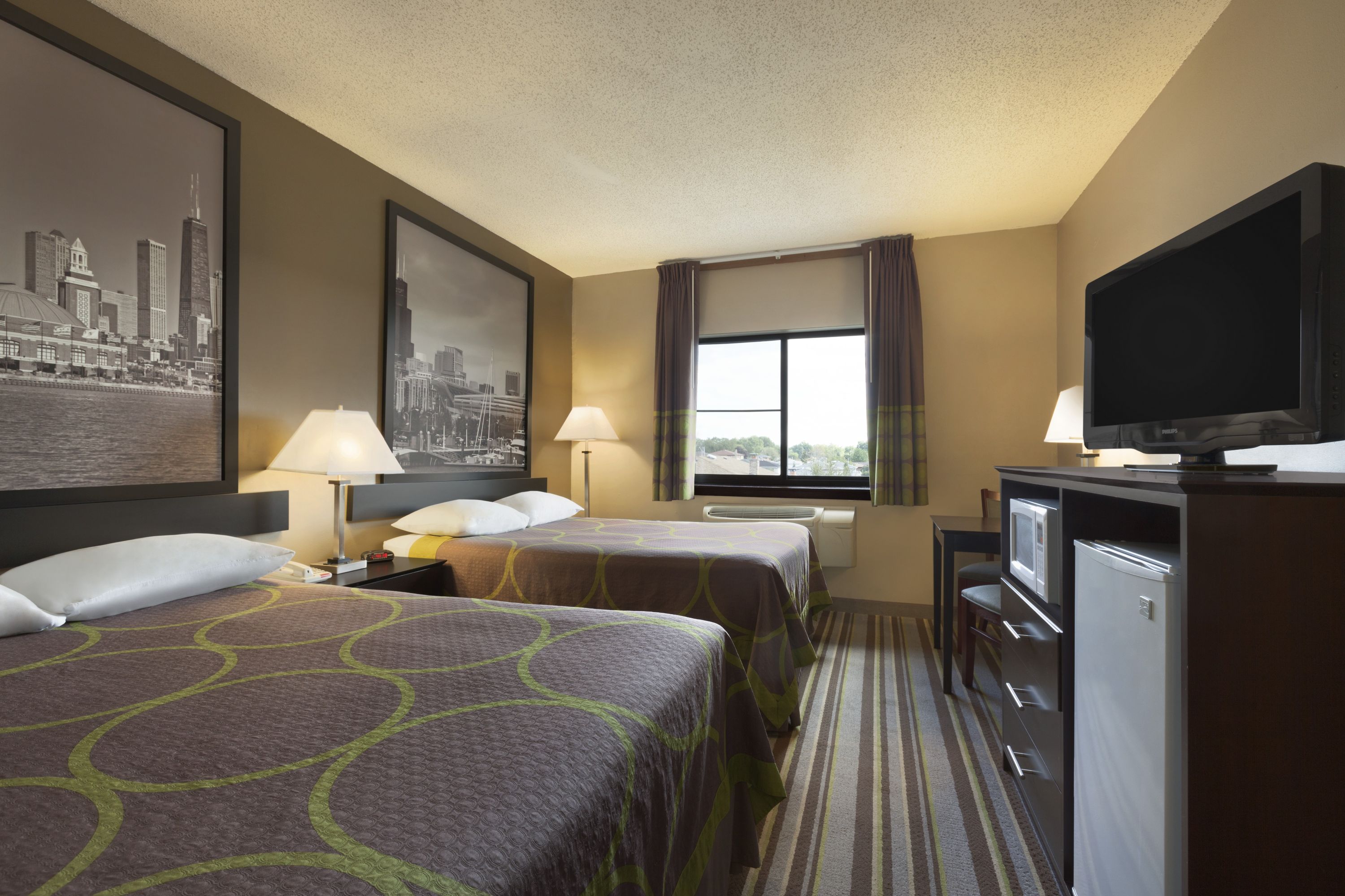 Guest room at the Super 8 by Wyndham Bridgeview/Chicago Area in Bridgeview, Illinois