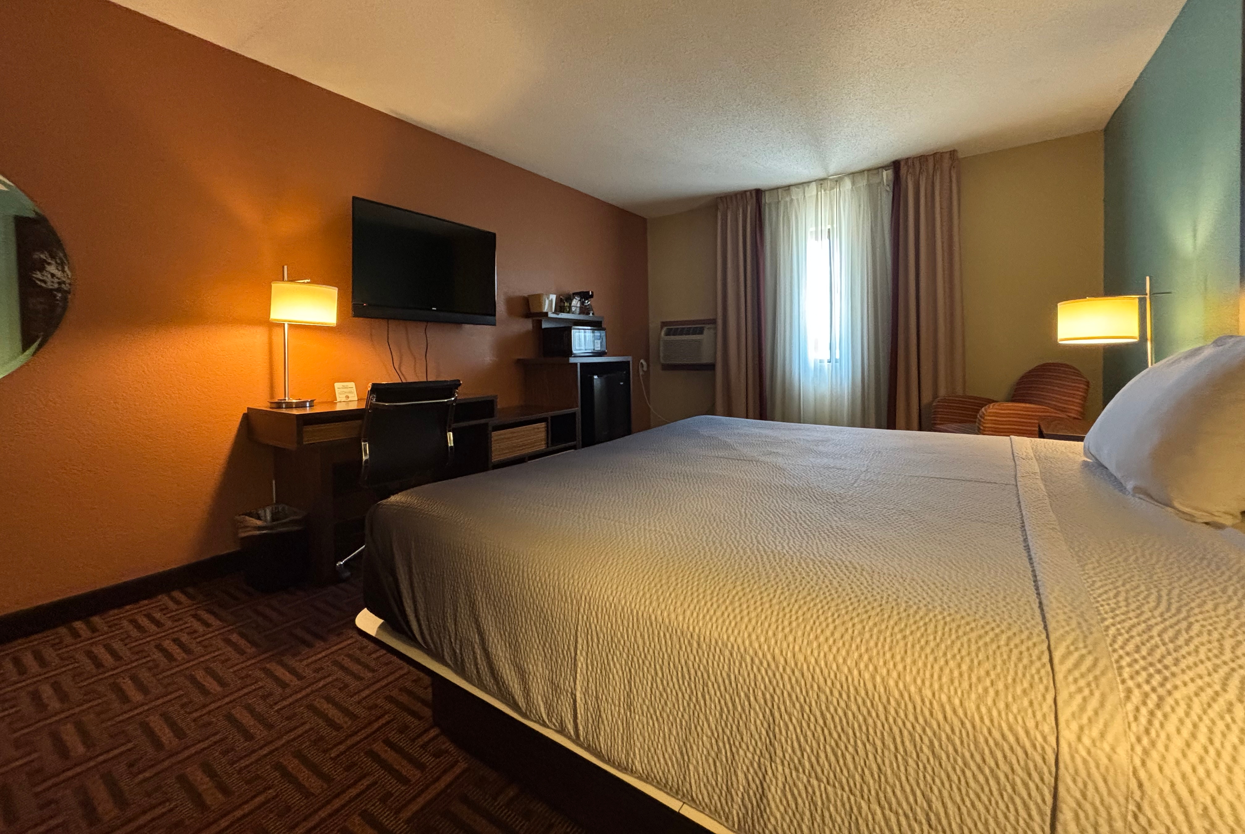 Guest room at the Super 8 by Wyndham Carbondale in Carbondale, Illinois