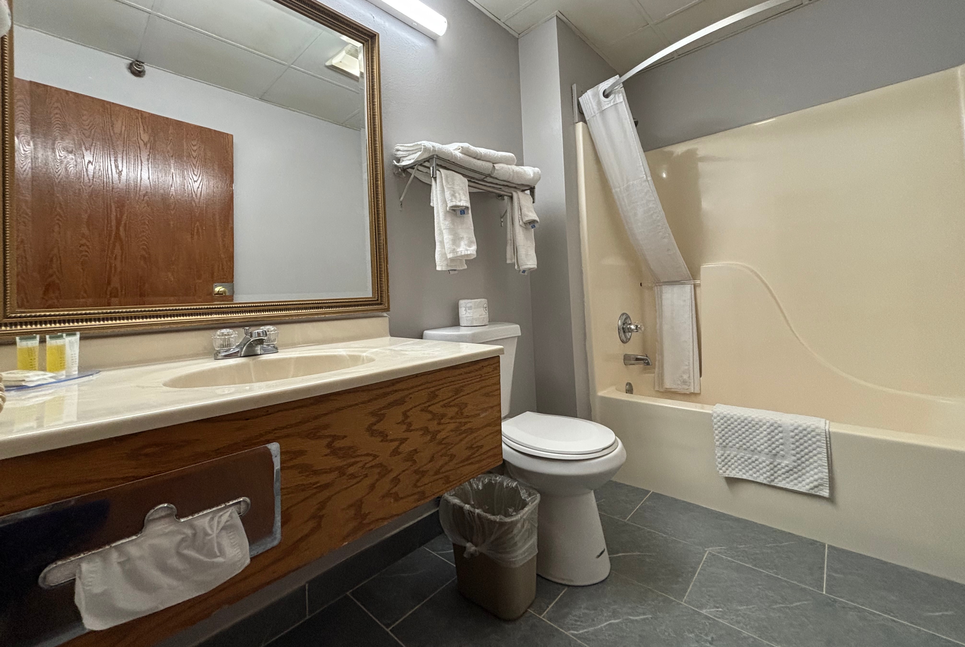 Guest room bath at the Super 8 by Wyndham Chenoa in chenoa, Illinois