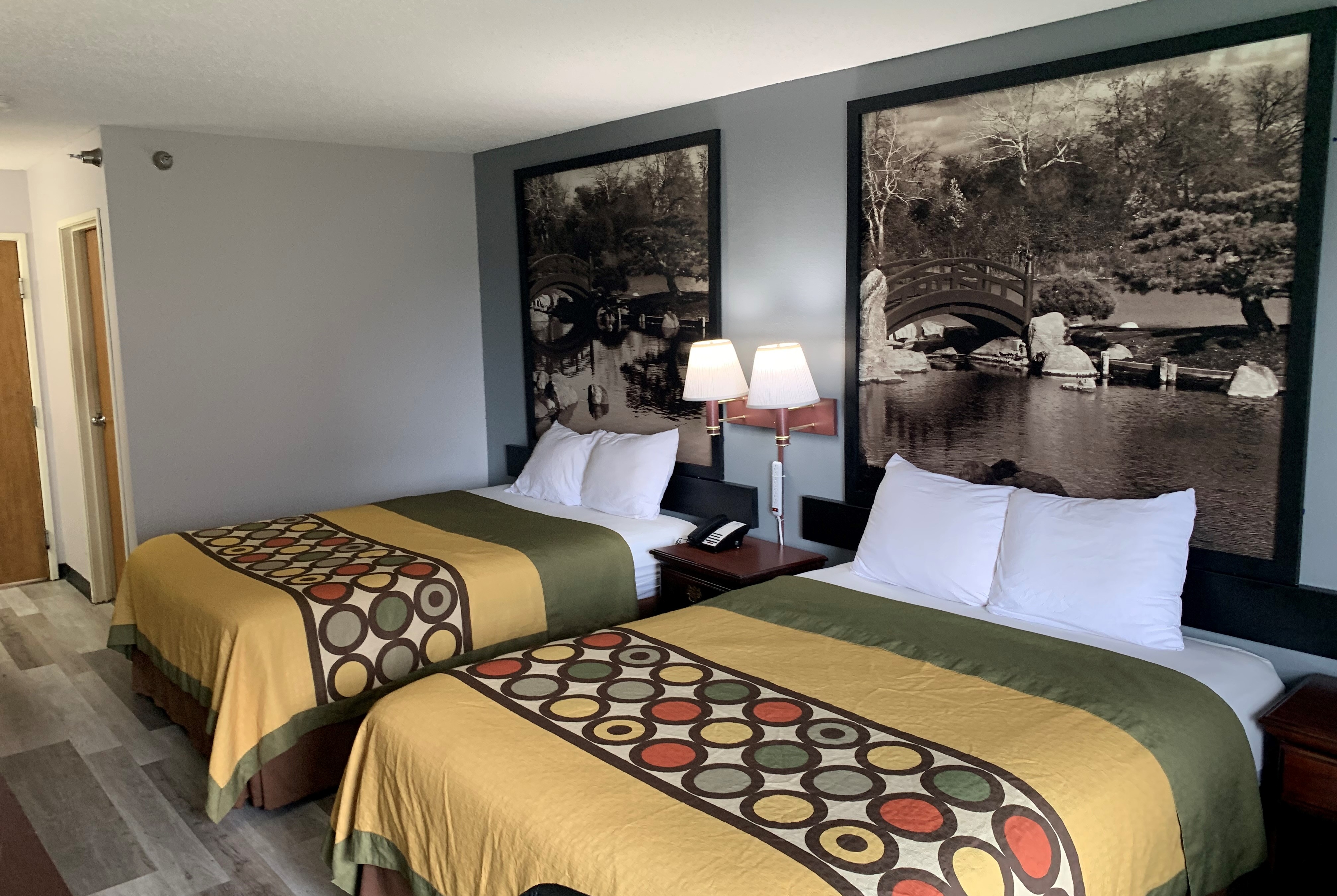Guest room at the Super 8 by Wyndham Chenoa in chenoa, Illinois