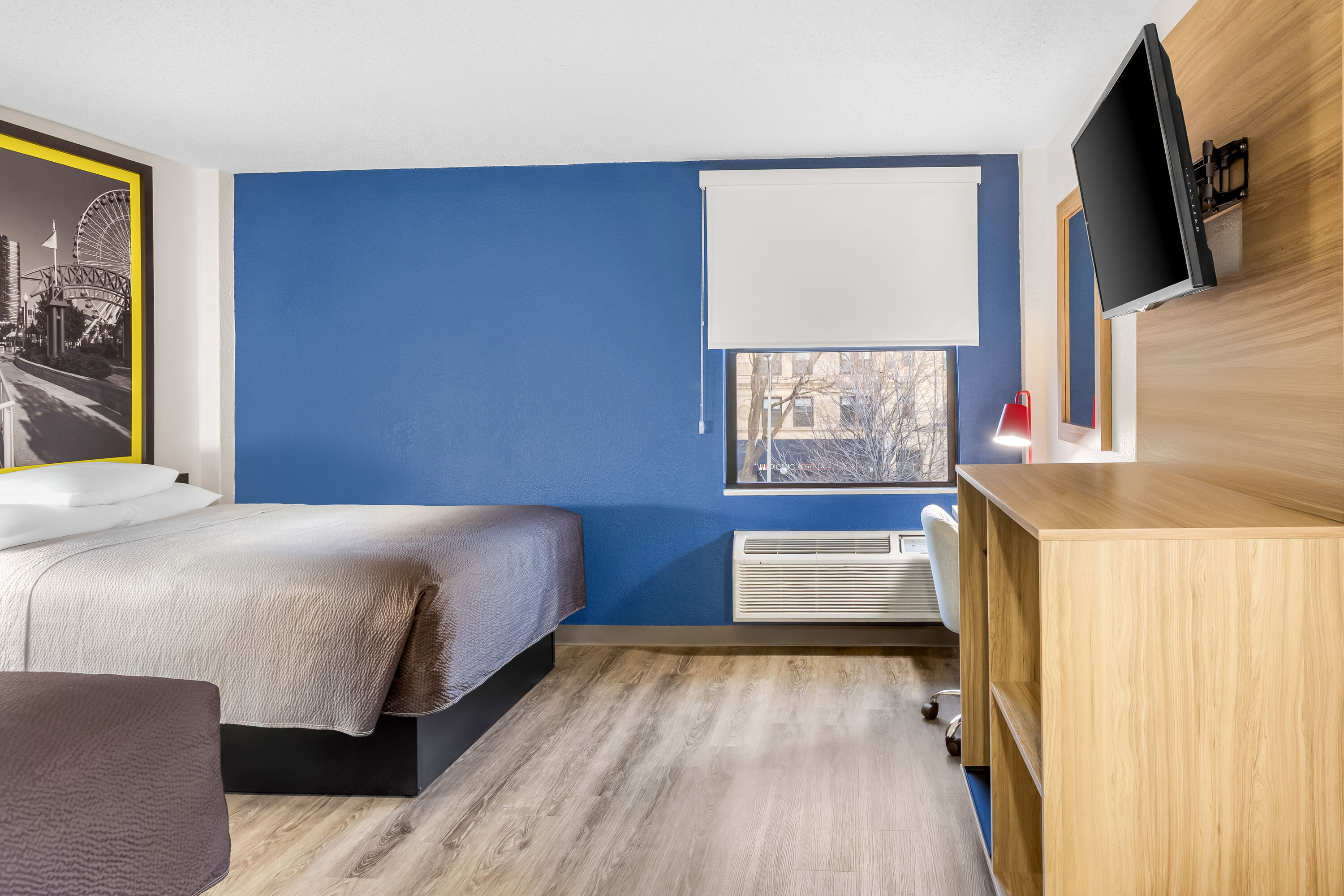 Double bed guest room at the Super 8 by Wyndham Chicago IL in Chicago, Illinois