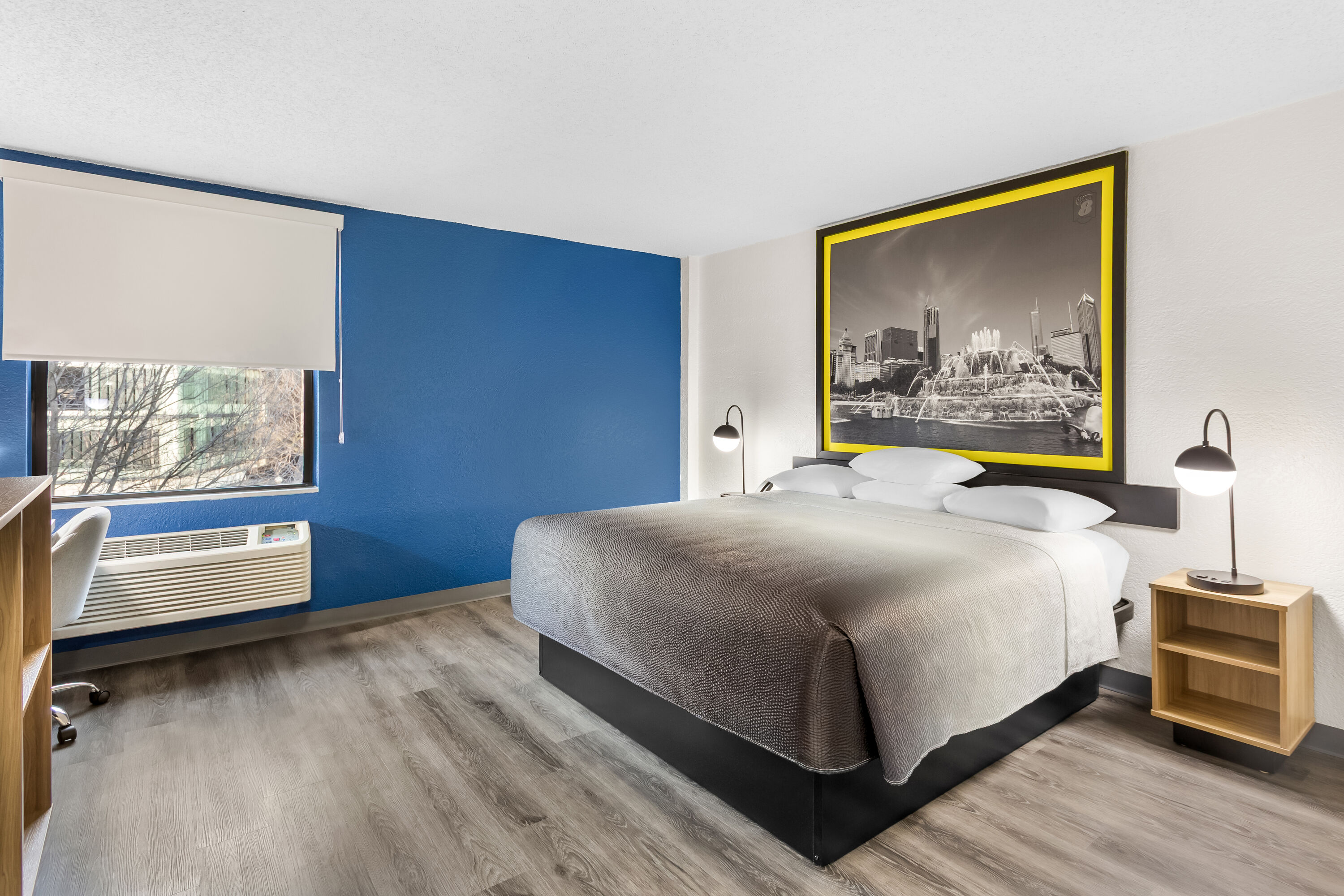 King bed guest room at the Super 8 by Wyndham Chicago IL in Chicago, Illinois