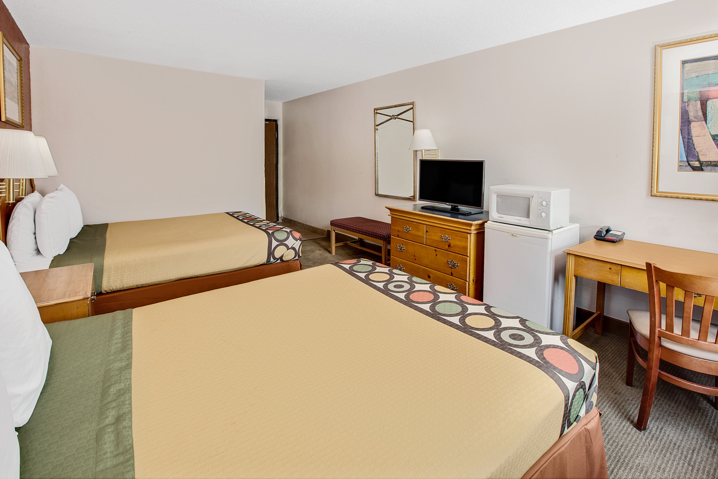 Guest room at the Super 8 by Wyndham Crystal Lake in Crystal Lake, Illinois