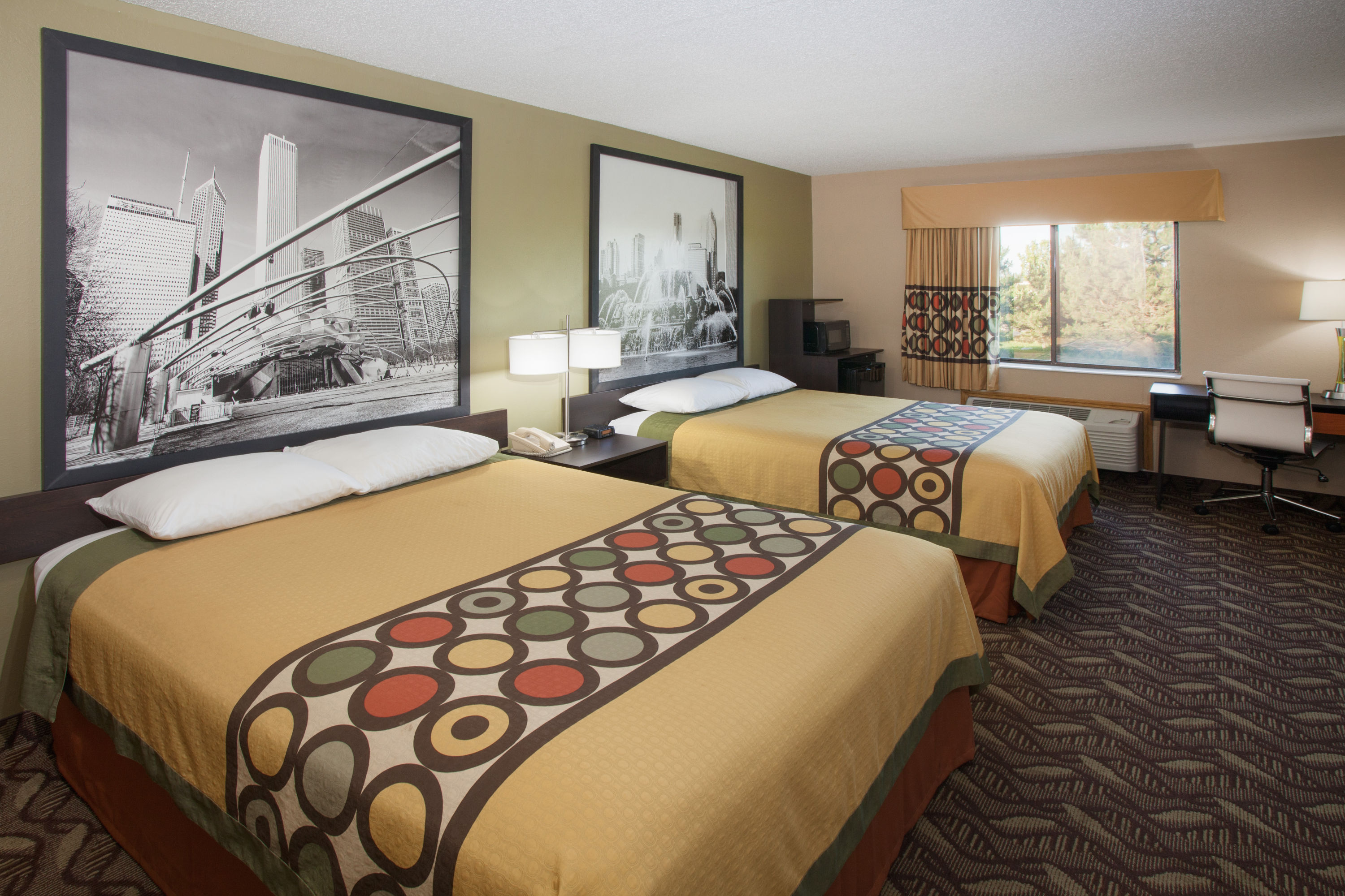 Super 8 by Wyndham Dwight suite in Dwight, Illinois