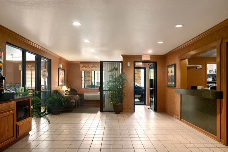 Super 8 Peoria East hotel lobby in East Peoria, Illinois