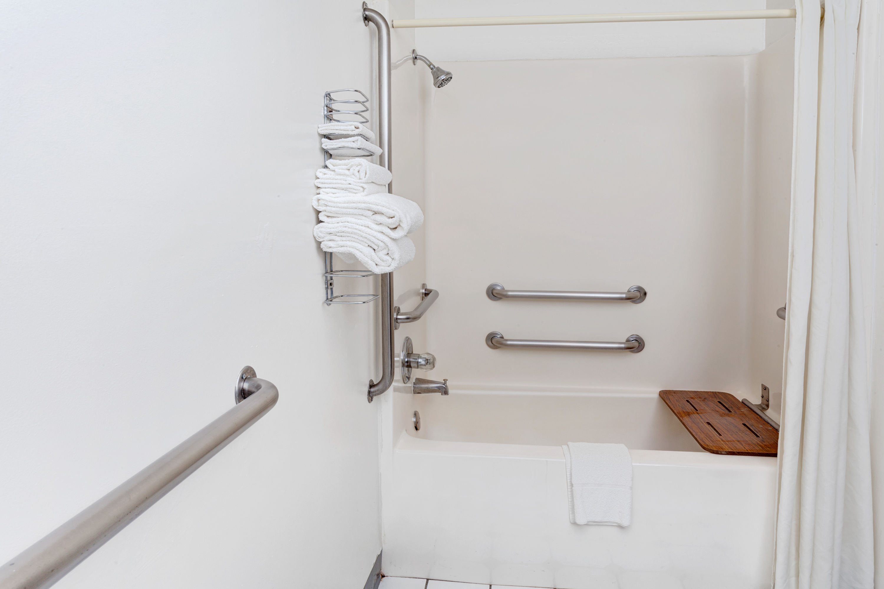 Guest room at the Super 8 by Wyndham Chicago O'Hare Airport in Elk Grove Village, Illinois