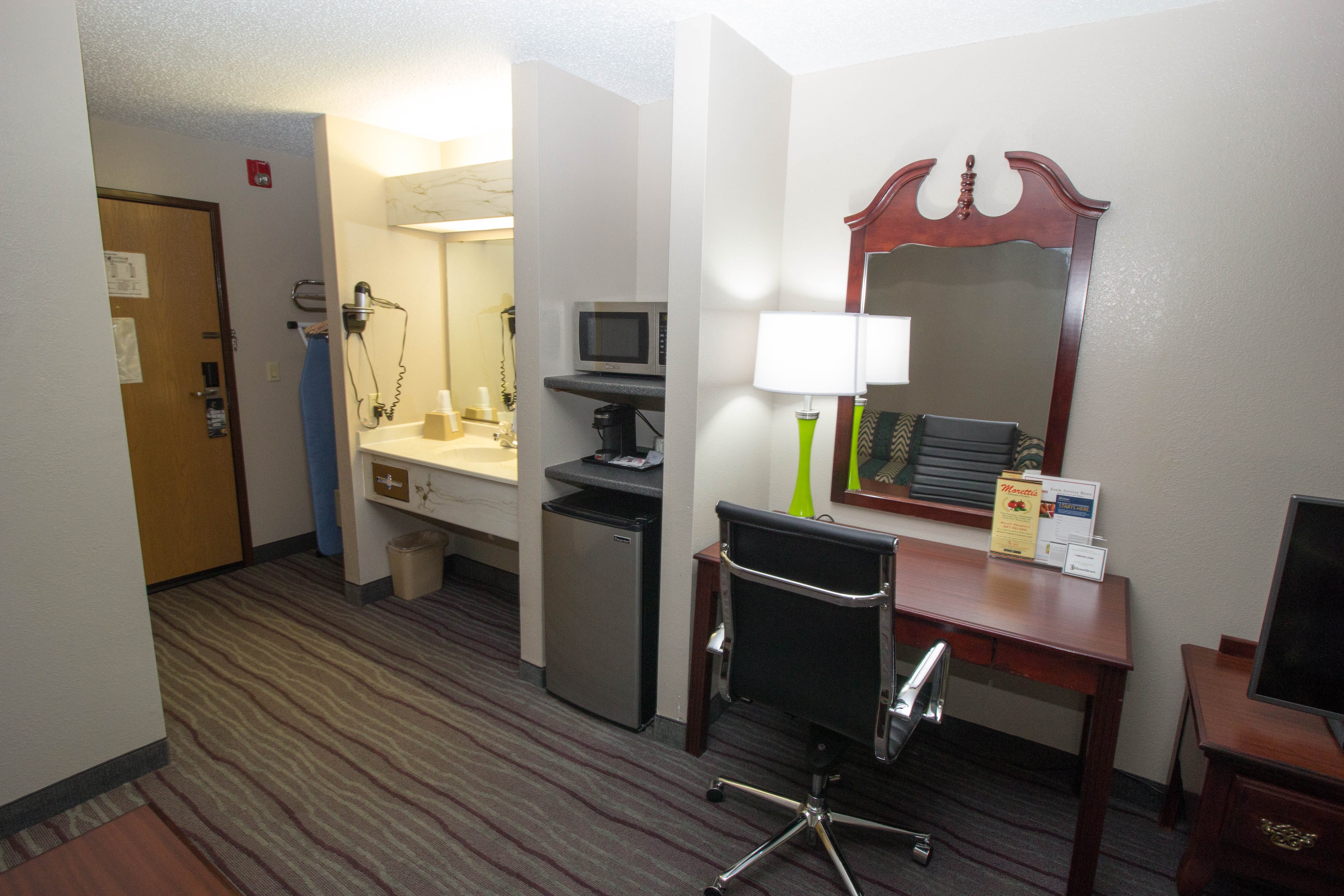 Super 8 By Wyndham Chicago O Hare Airport Elk Grove