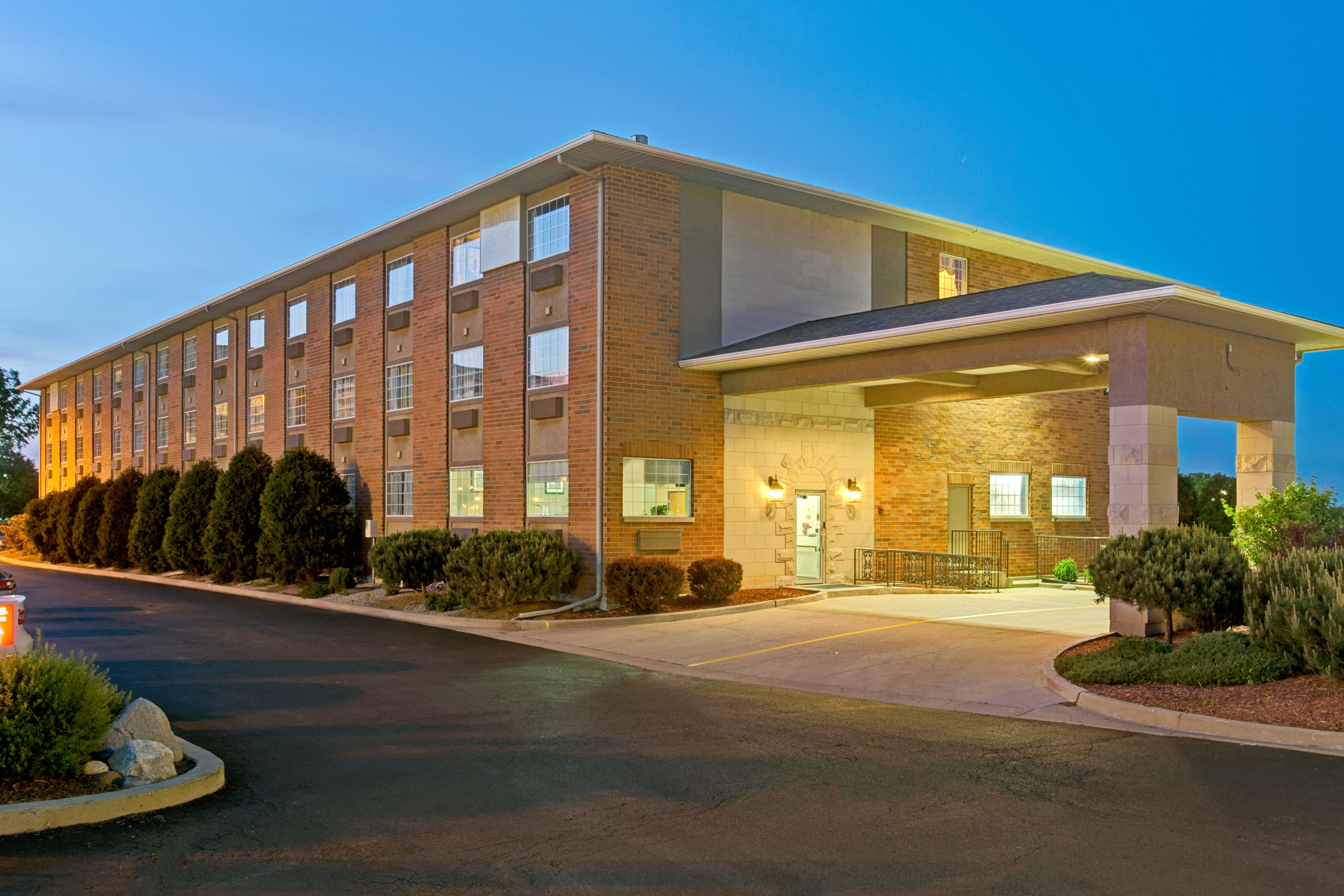 Super 8 By Wyndham Gurnee Gurnee Il Hotels