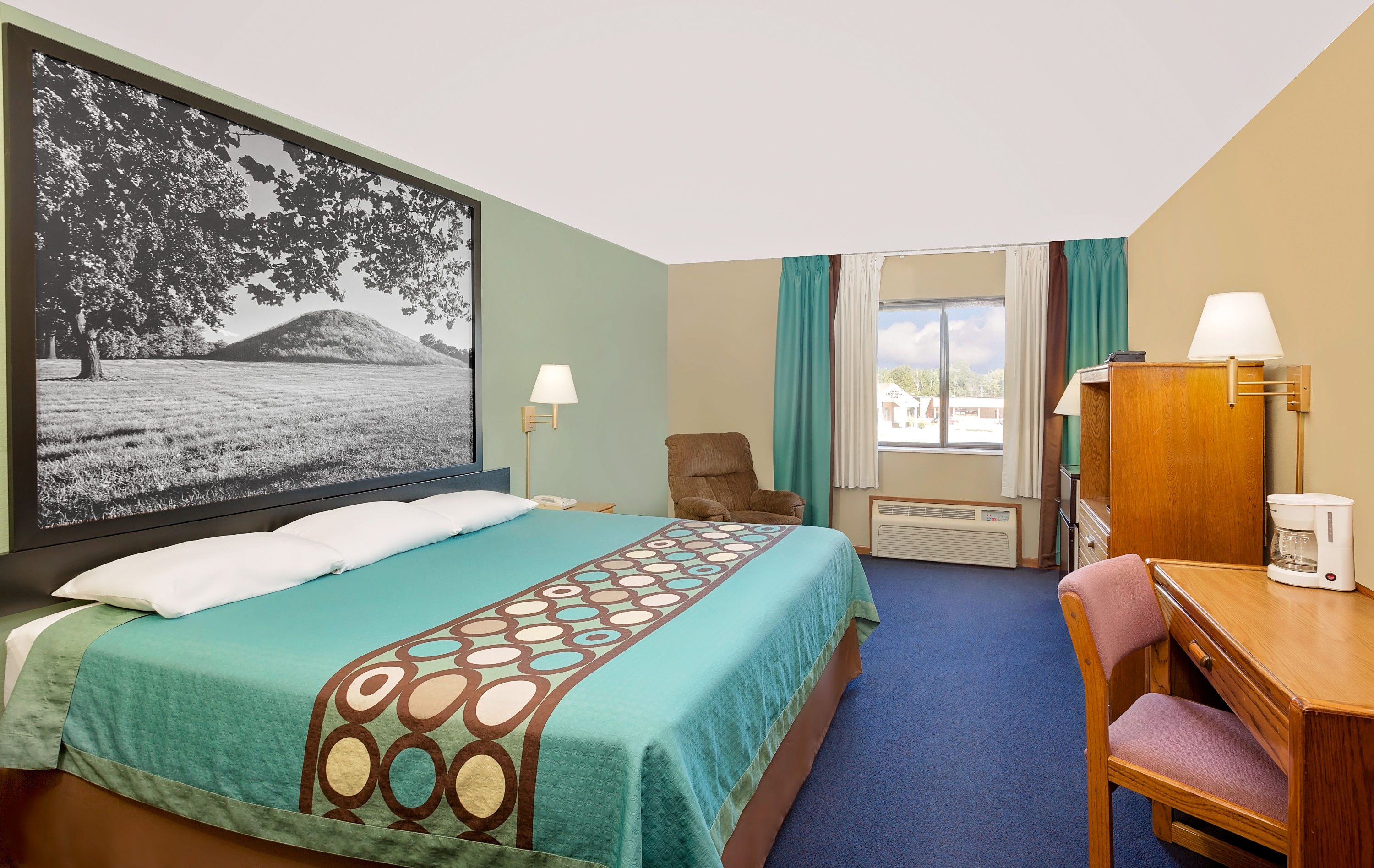 Guest room at the Super 8 by Wyndham Macomb in Macomb, Illinois