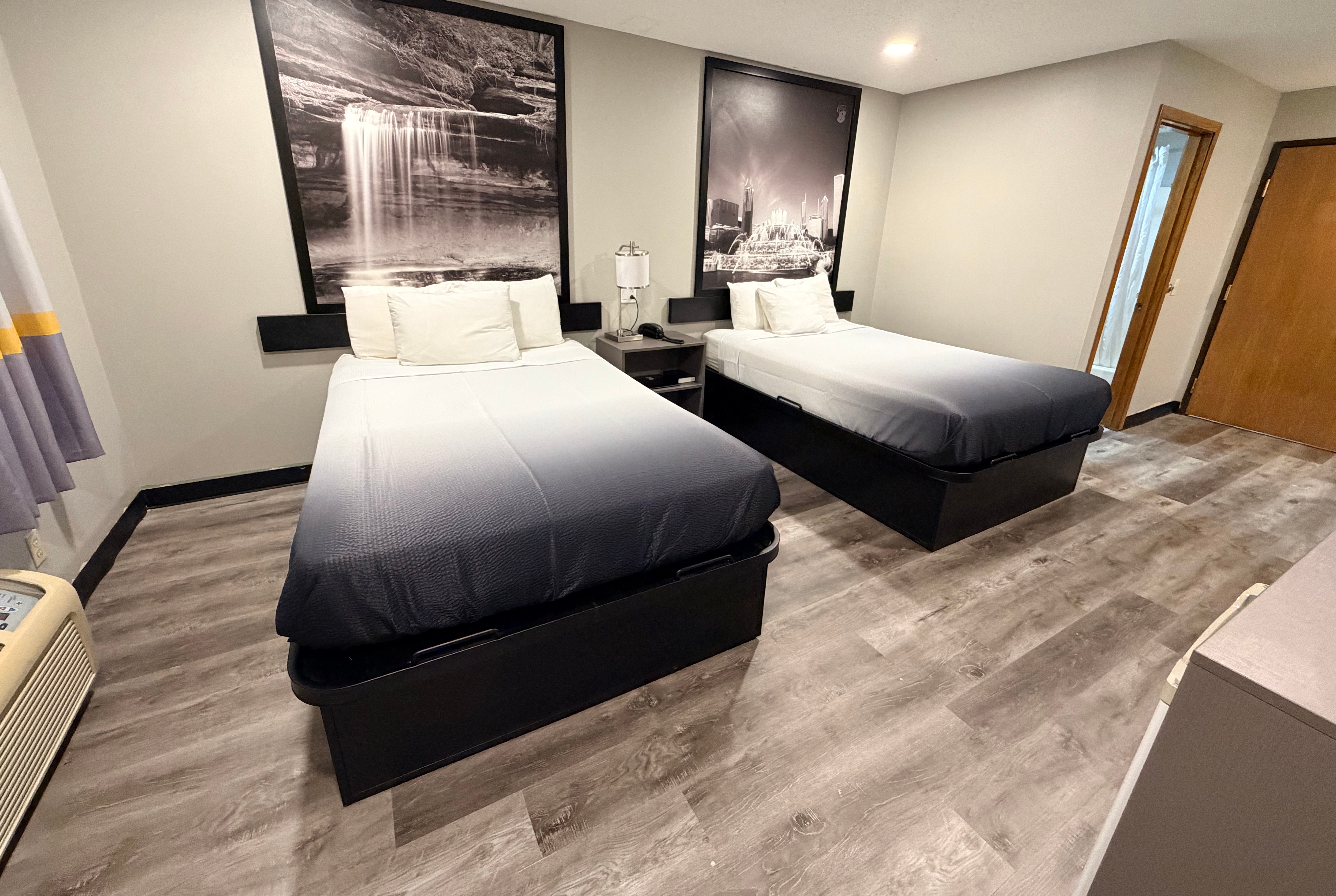 Guest room at the Super 8 by Wyndham Macomb in Macomb, Illinois