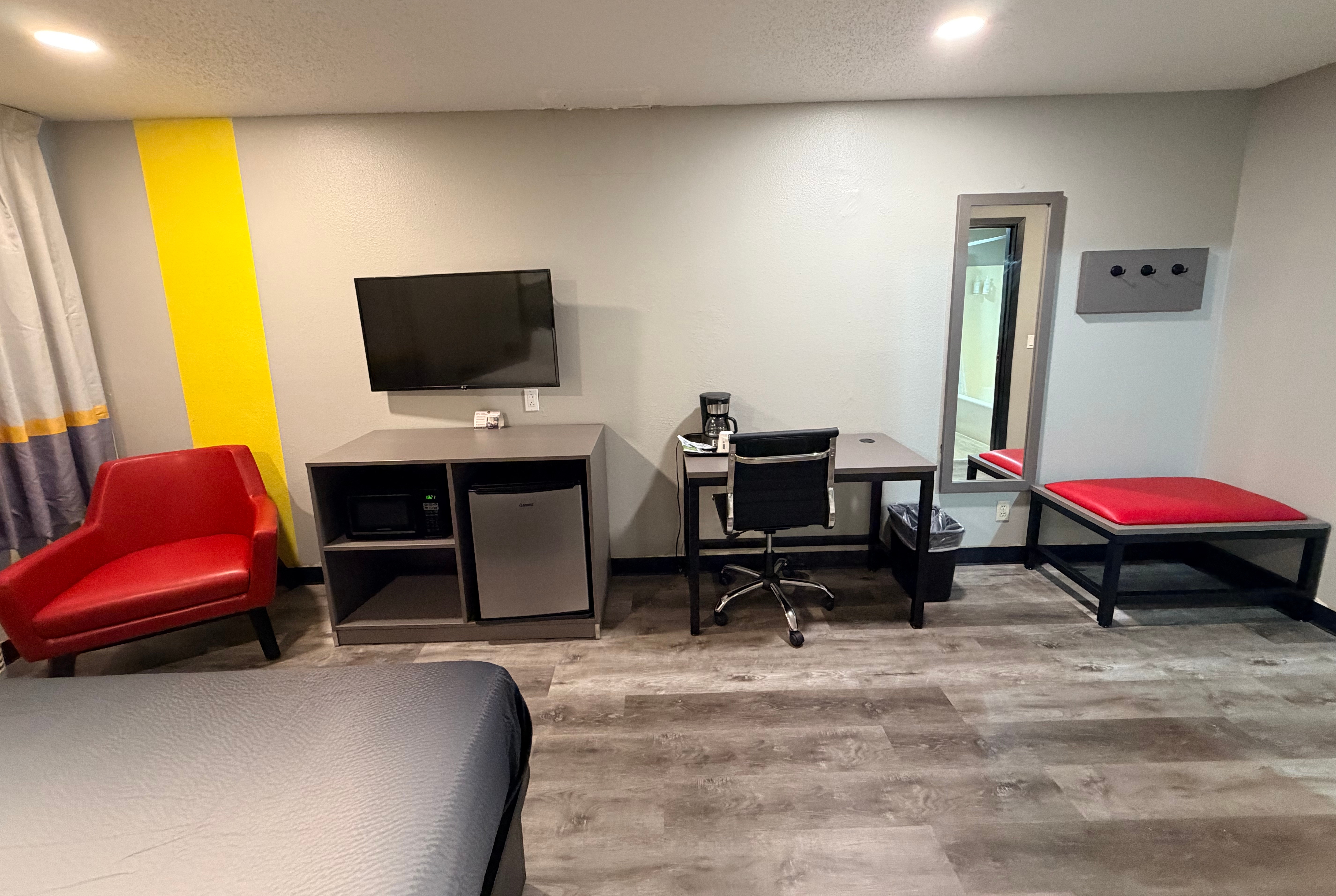 Guest room at the Super 8 by Wyndham Macomb in Macomb, Illinois