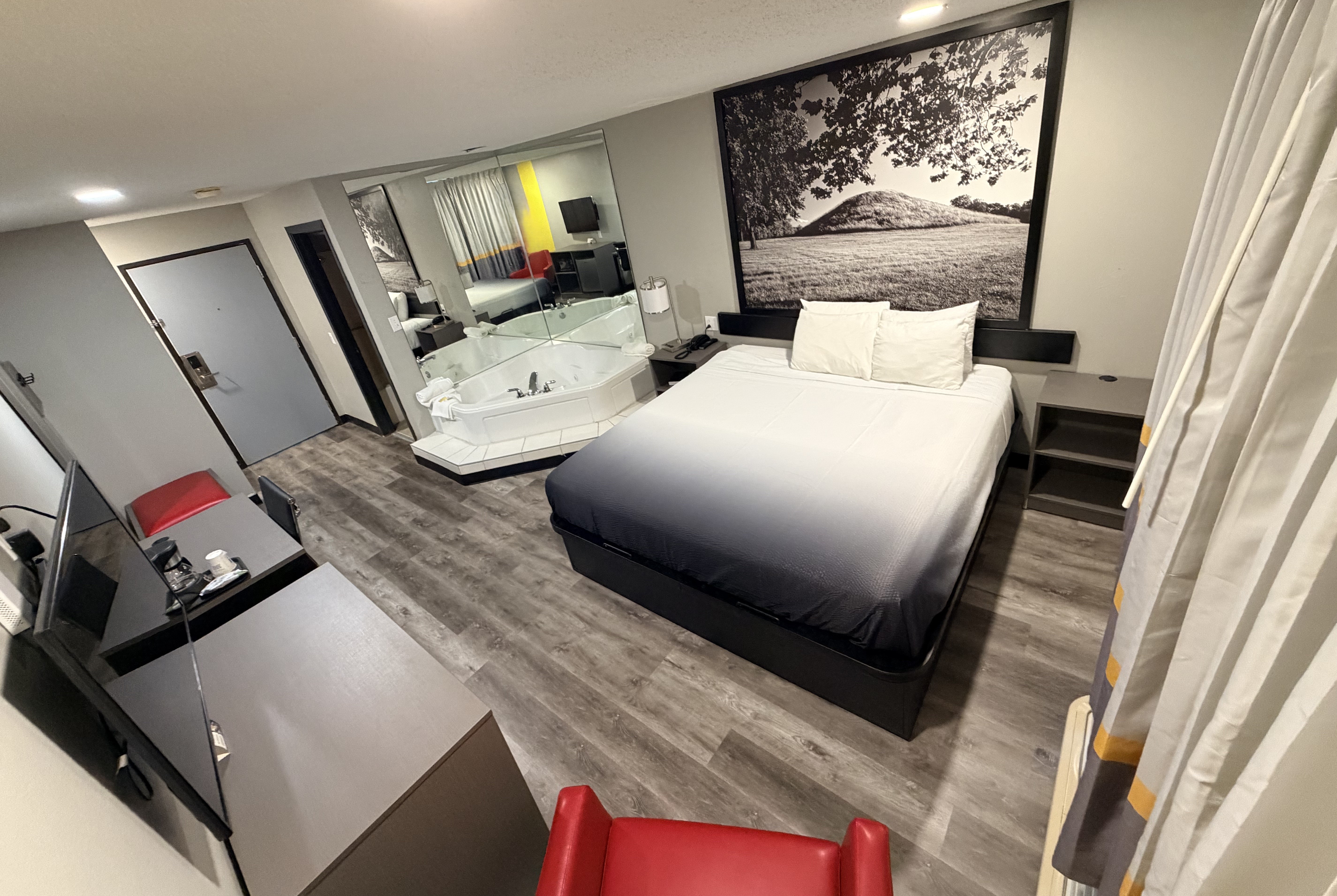 Guest room at the Super 8 by Wyndham Macomb in Macomb, Illinois