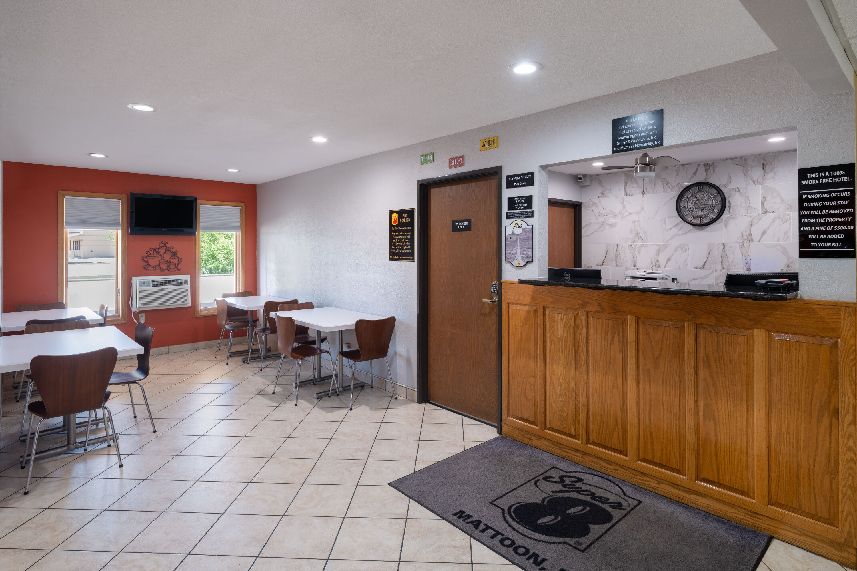 Super 8 by Wyndham Mattoon reception in Mattoon, Illinois