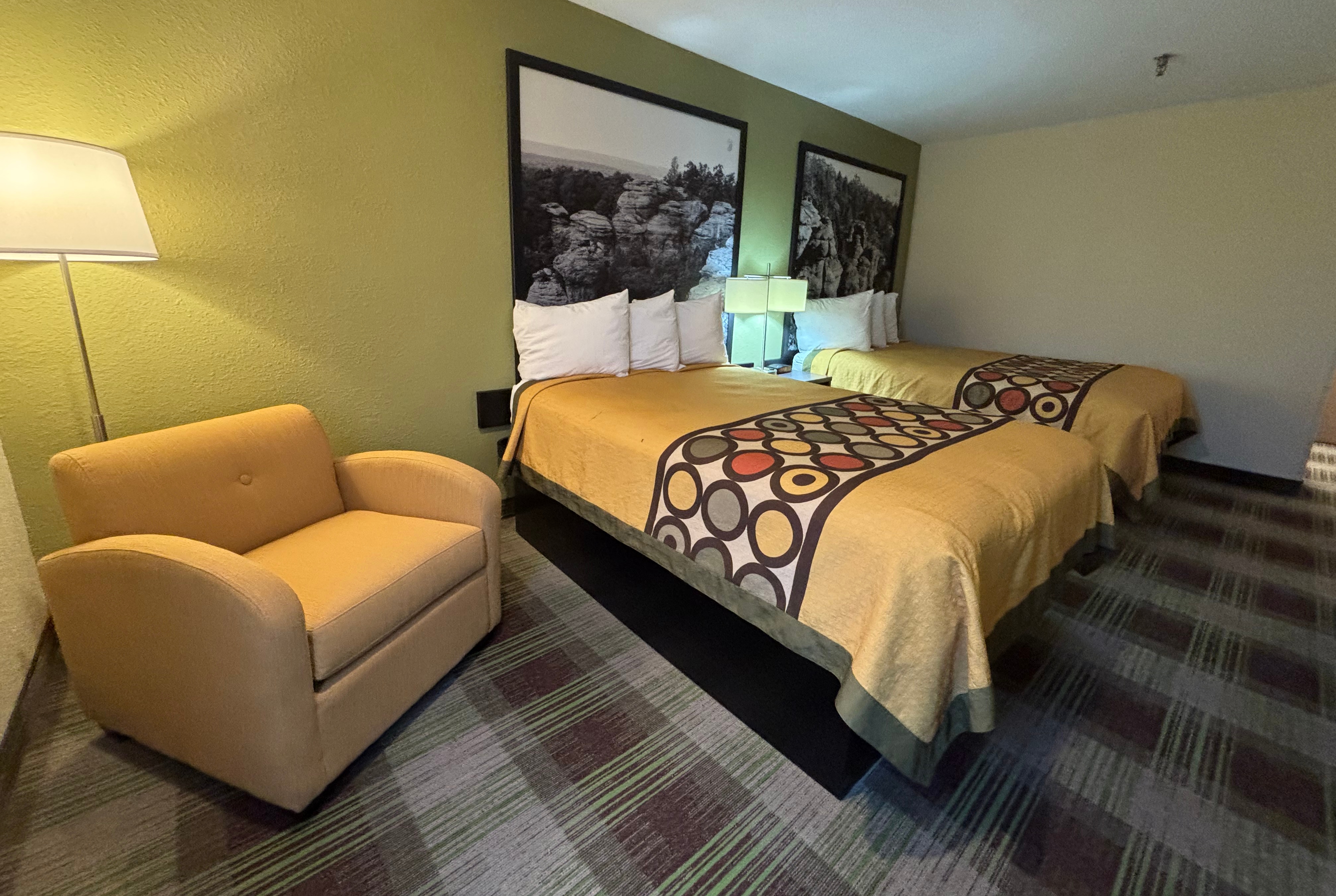Guest room at the Super 8 by Wyndham Metropolis in Metropolis, Illinois