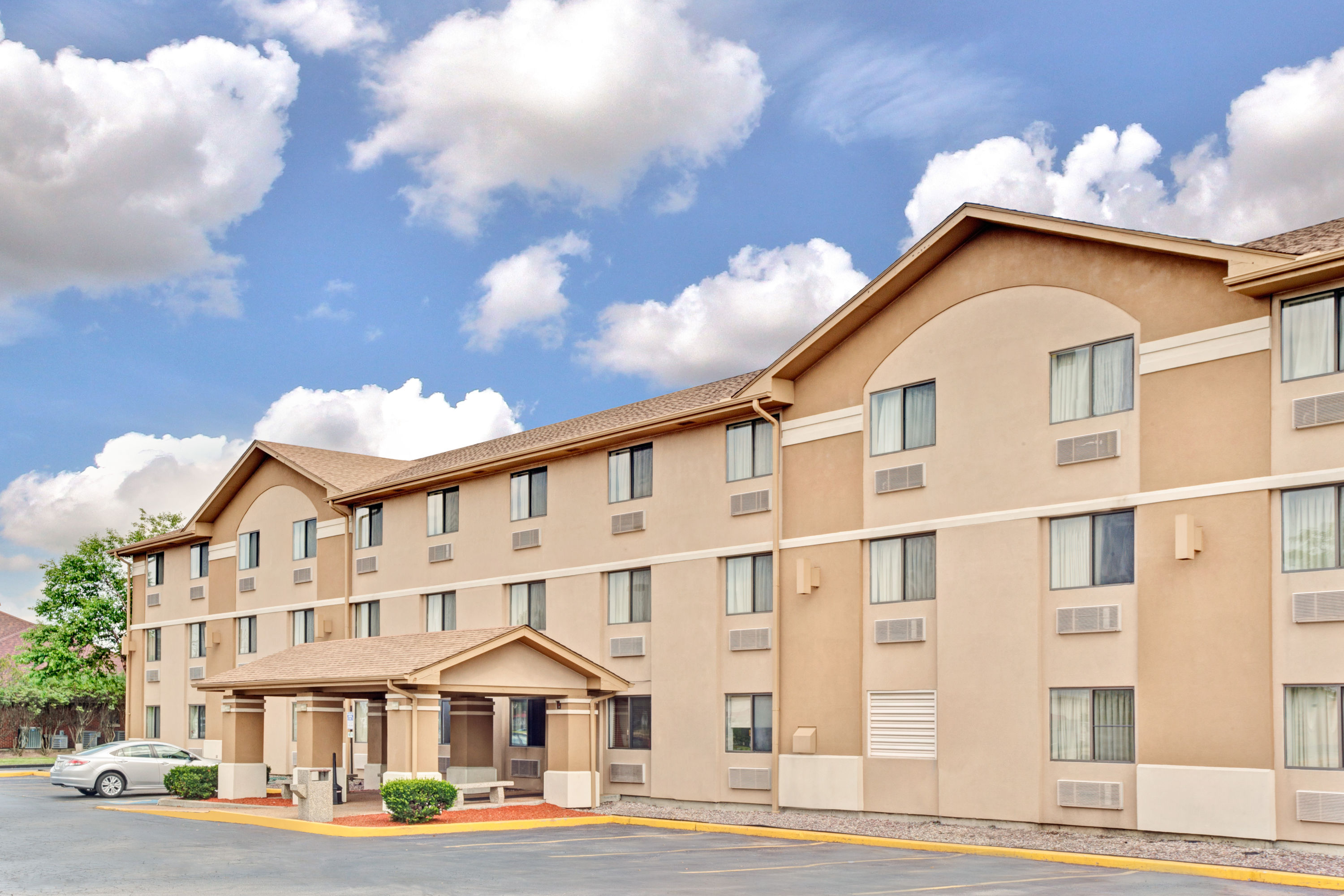 Super 8 By Wyndham Mokena Frankfort I 80 Mokena Il Hotels