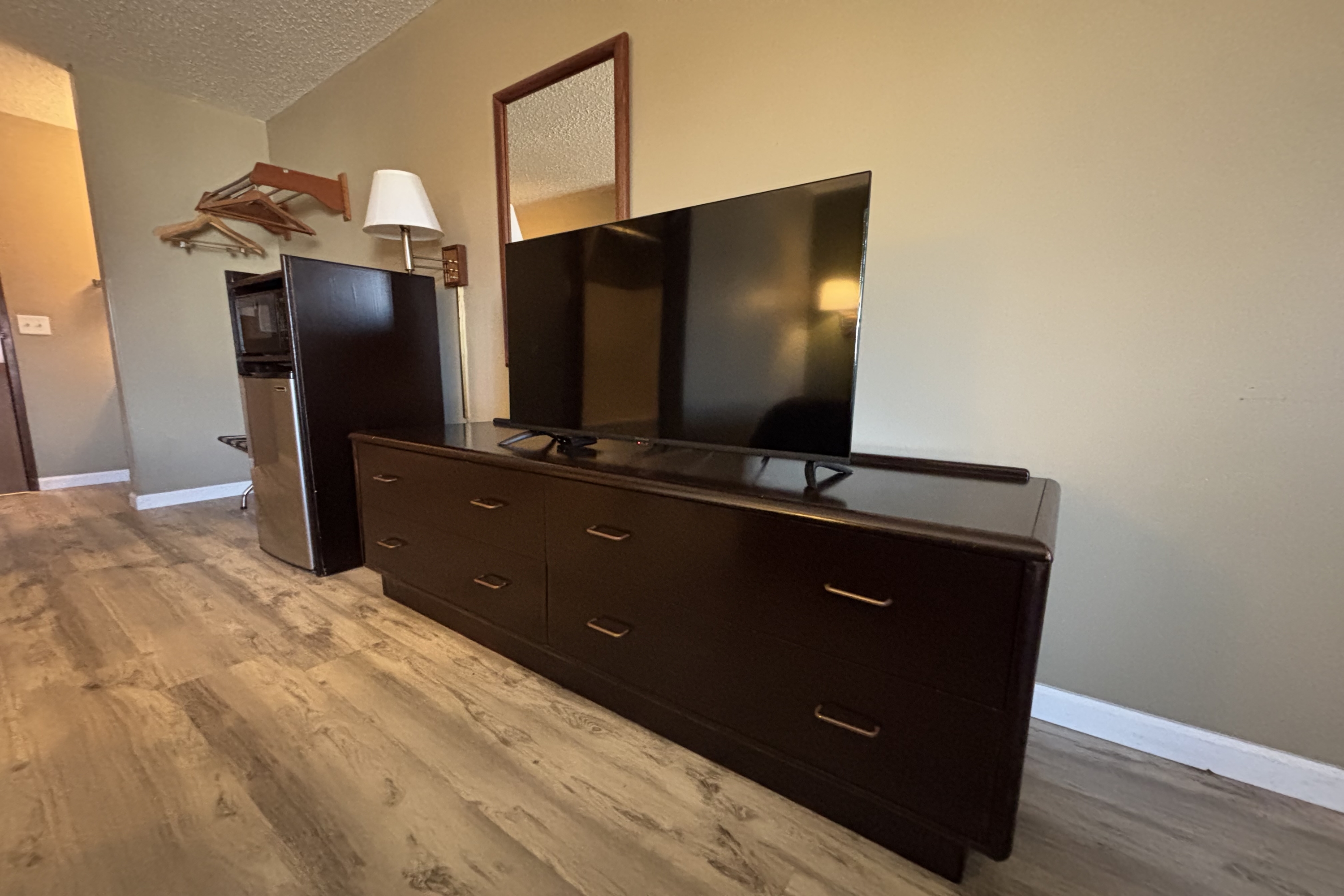 Guest room feature at the Super 8 by Wyndham Normal Bloomington in Normal, Illinois