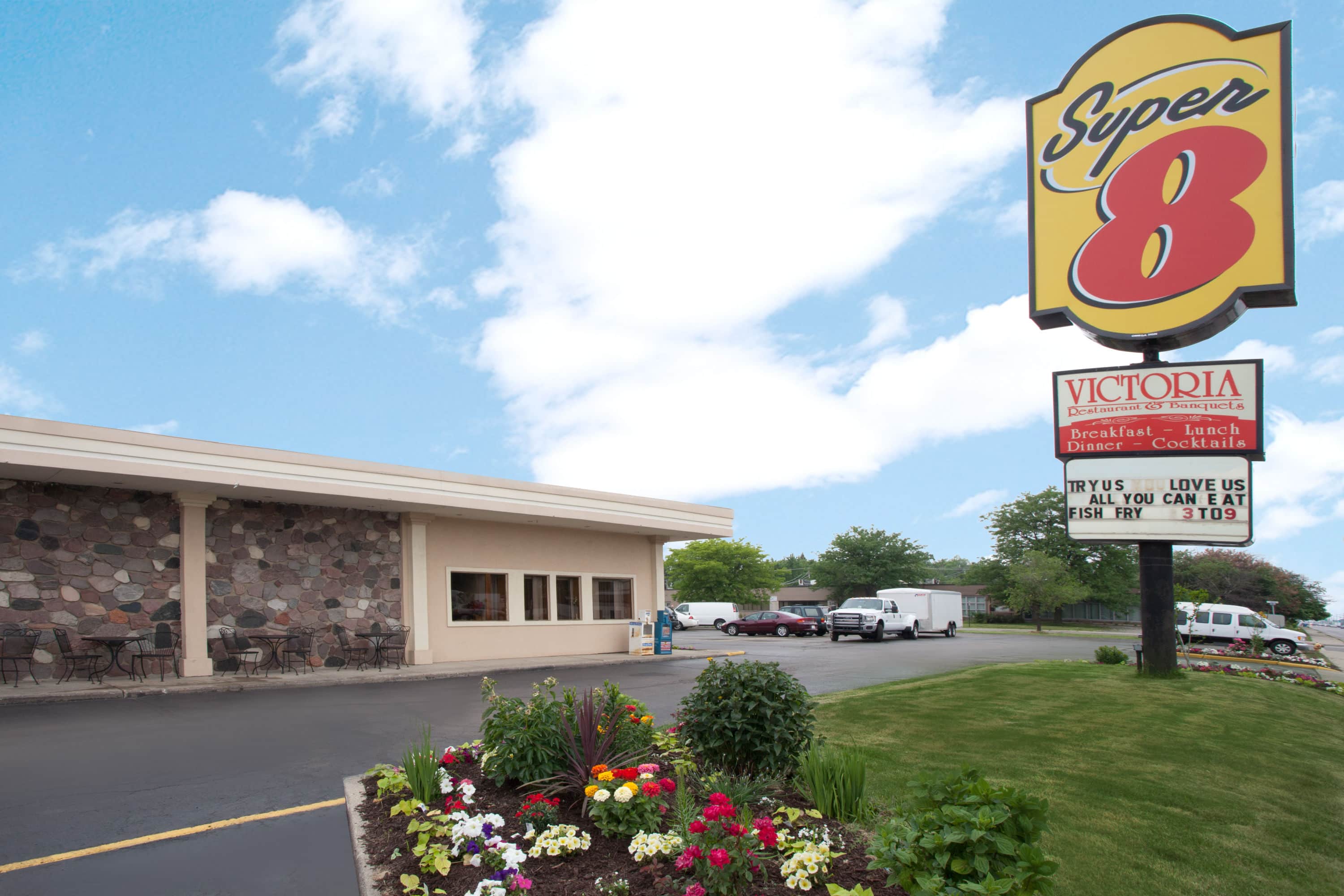 Super 8 By Wyndham Chicago Northlake O Hare South Il Hotels