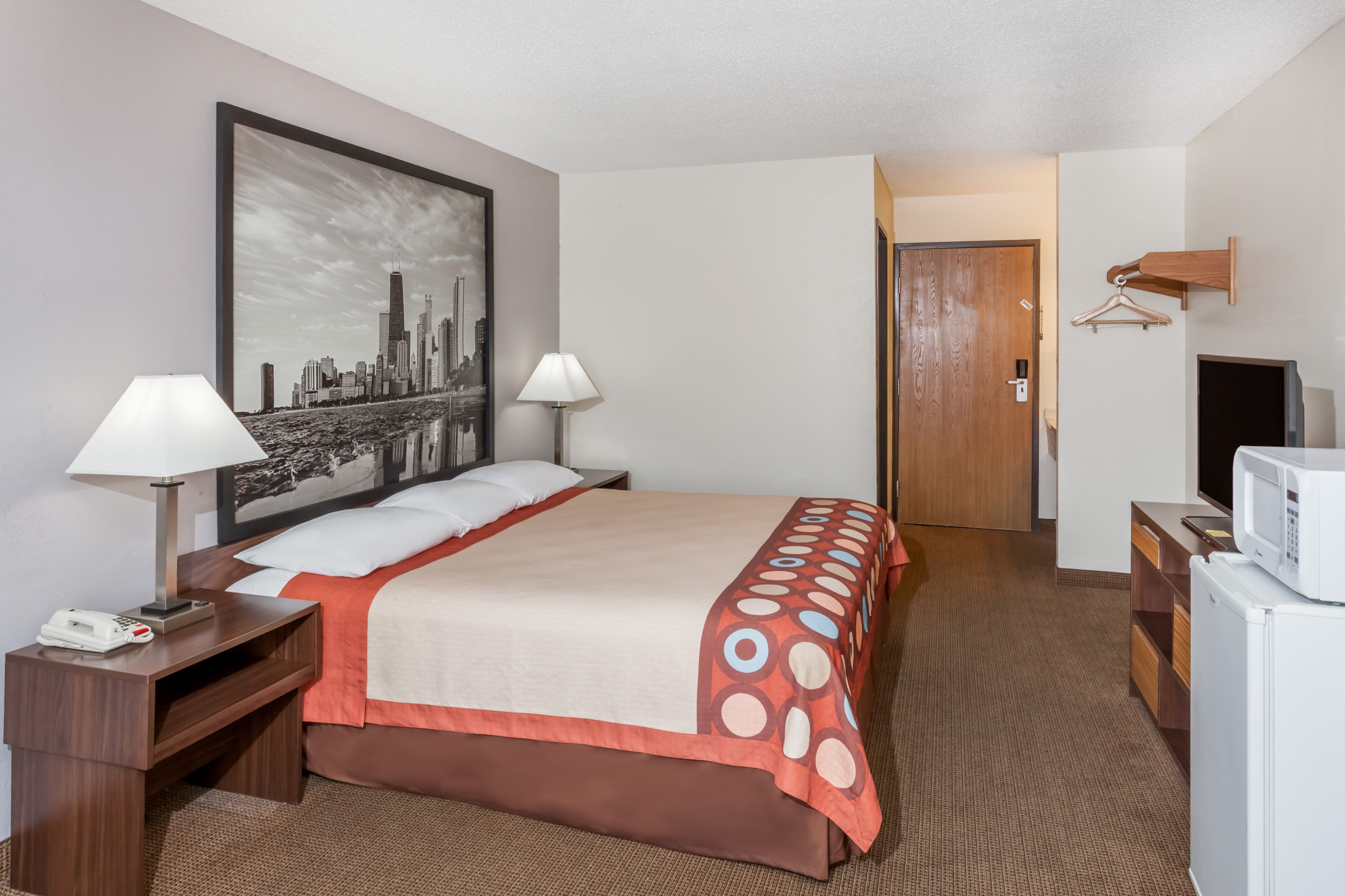 Guest room at the Super 8 by Wyndham Pekin/Peoria Area in Pekin, Illinois