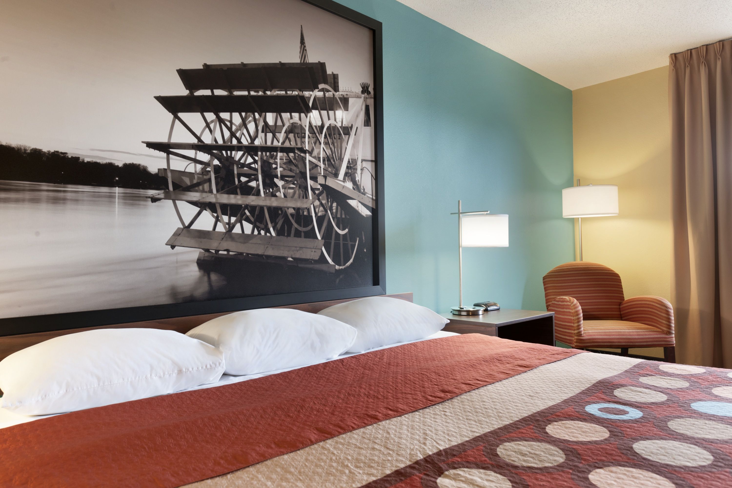 Guest room at the Super 8 by Wyndham Peoria in Peoria, Illinois