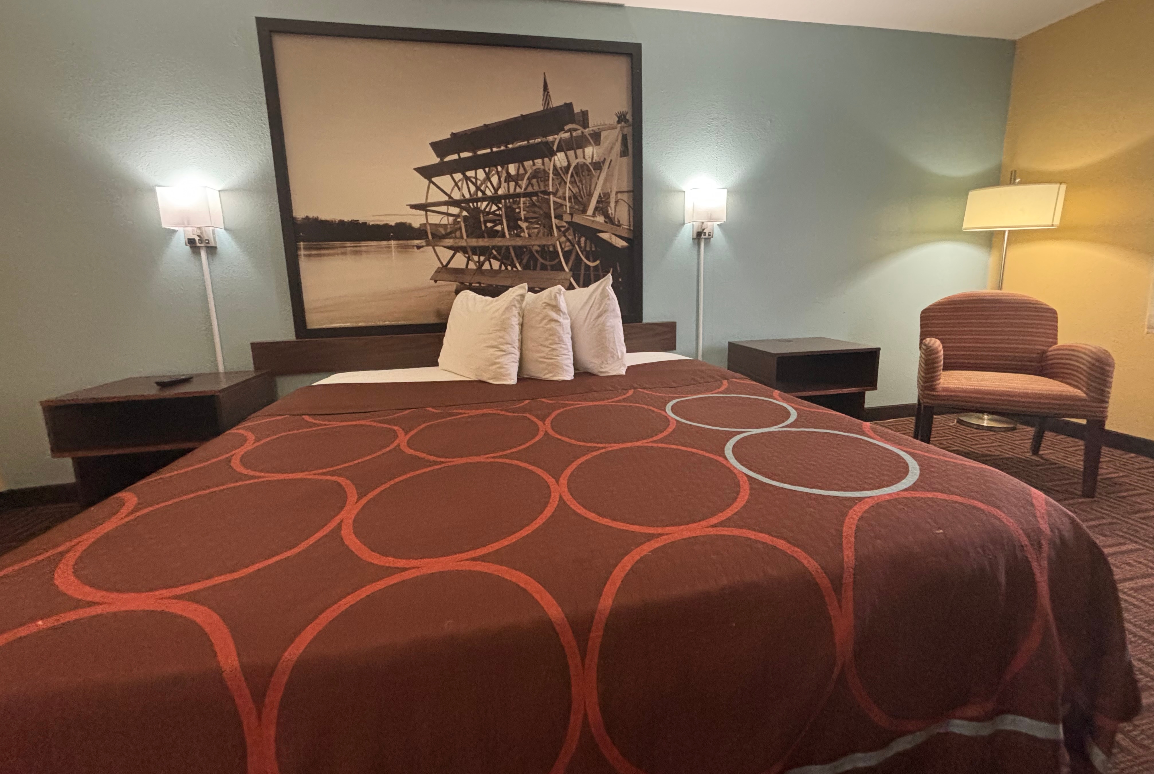 Guest room at the Super 8 by Wyndham Peoria in Peoria, Illinois