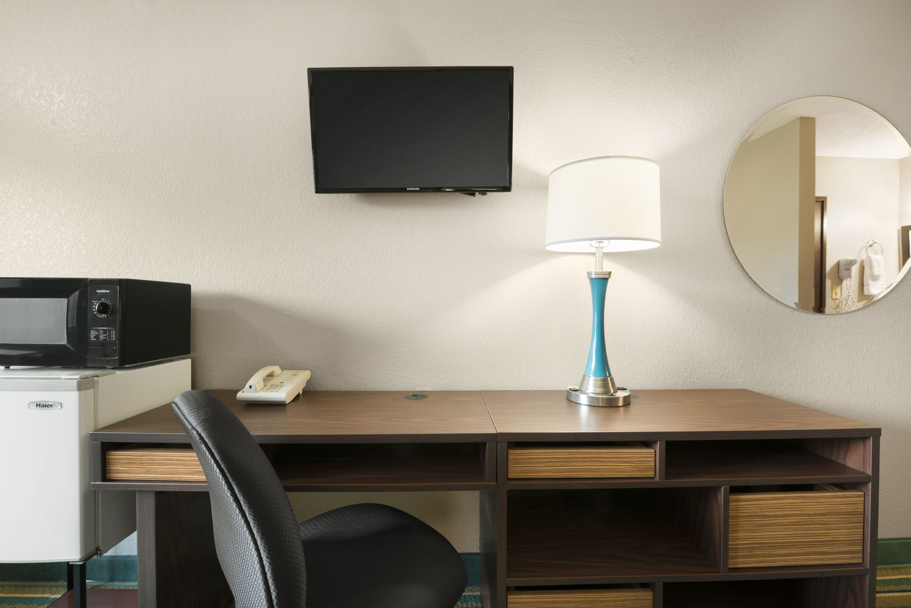 Guest room at the Super 8 by Wyndham Rantoul in Rantoul, Illinois