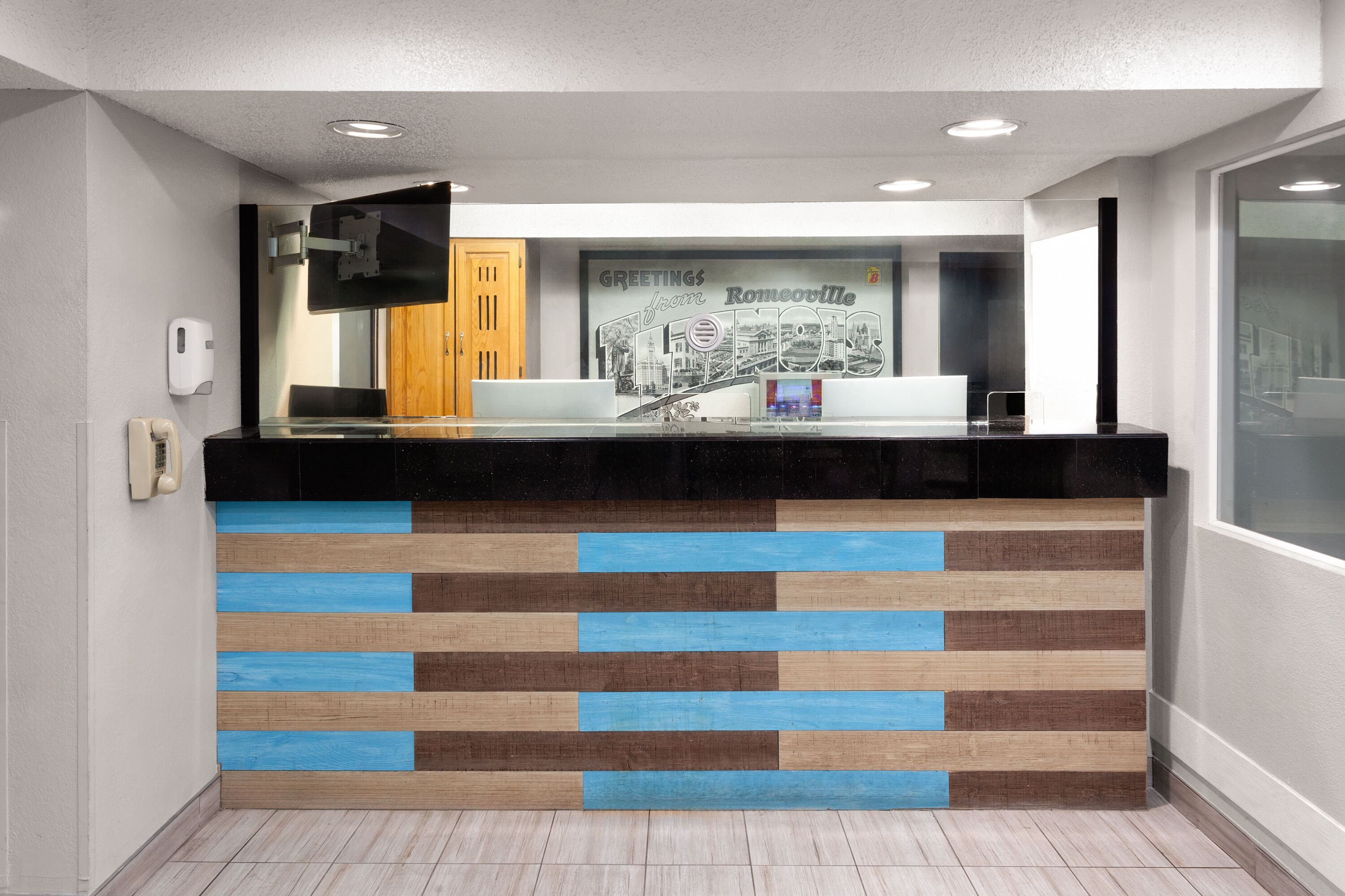 Super 8 by Wyndham Romeoville Bolingbrook | Romeoville, IL Hotels